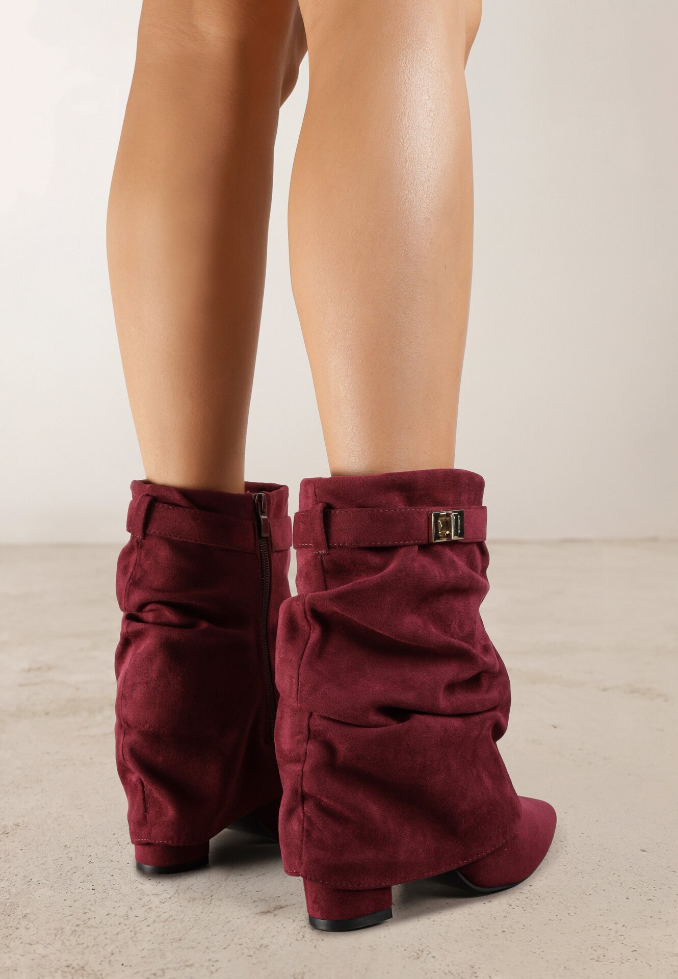  Botine Bordo