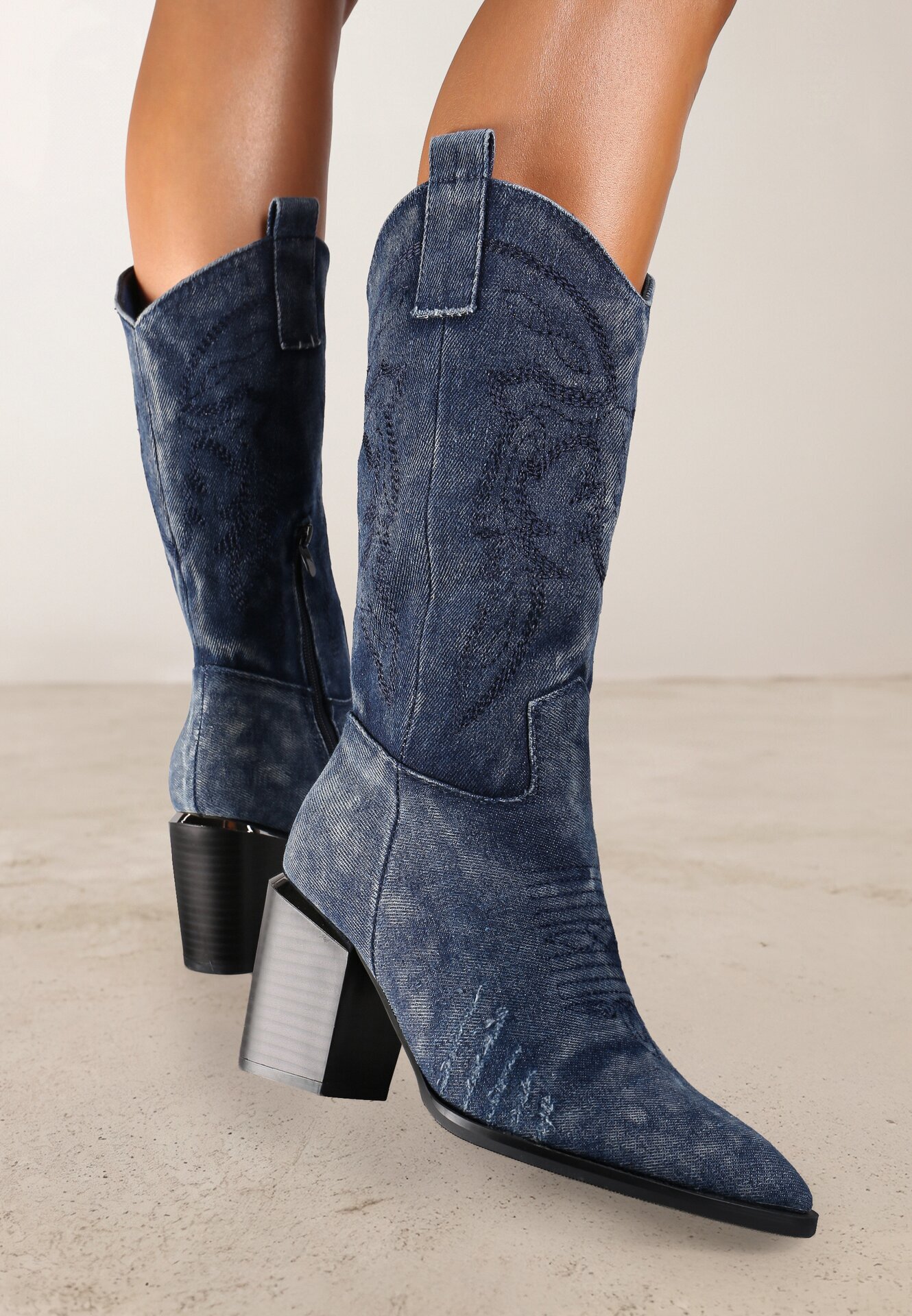 Botine Cowboy Bleumarin cu Toc și Broderie Laora