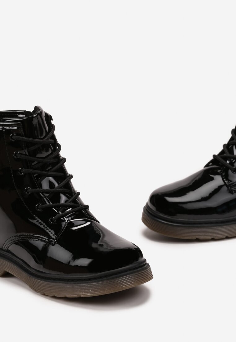 Botine Negre Lăcuite cu Șireturi Decorative Astridra