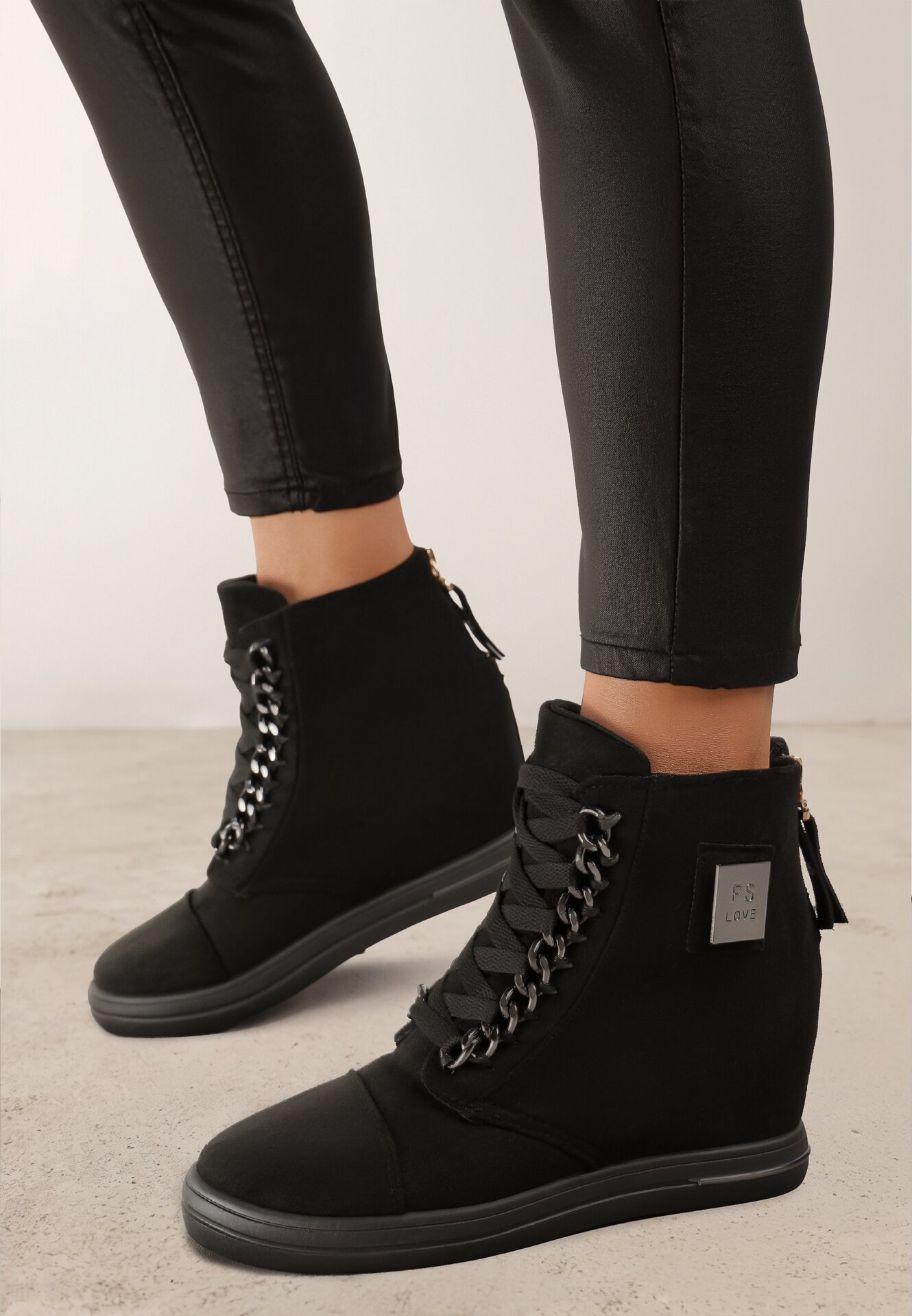 Botine Negru cu argintiu