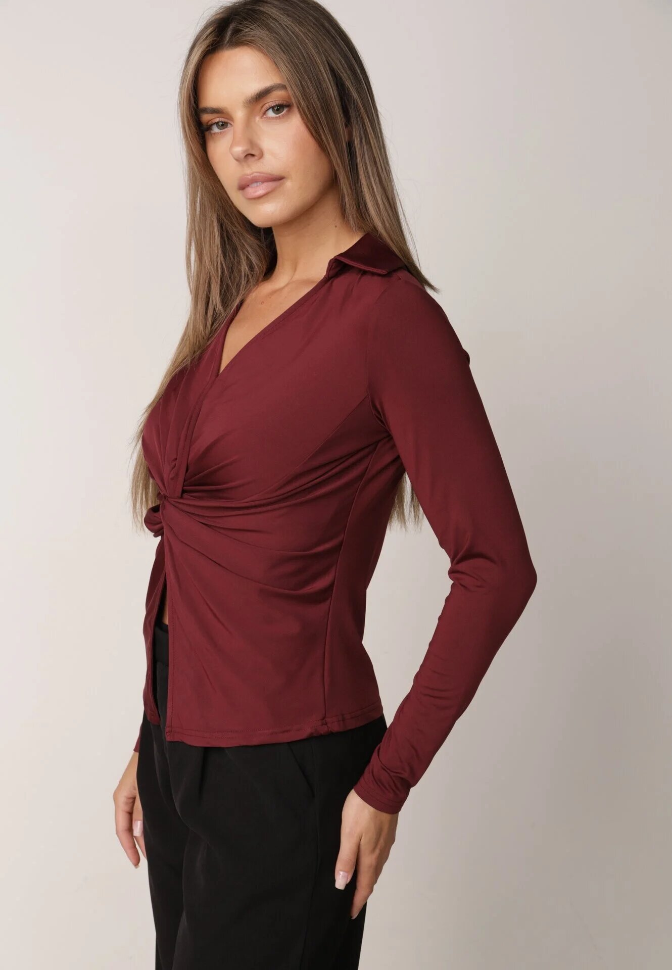 by swan Bluză din viscoză cu guler și nod decorativ sub bust Keramo Bordo
