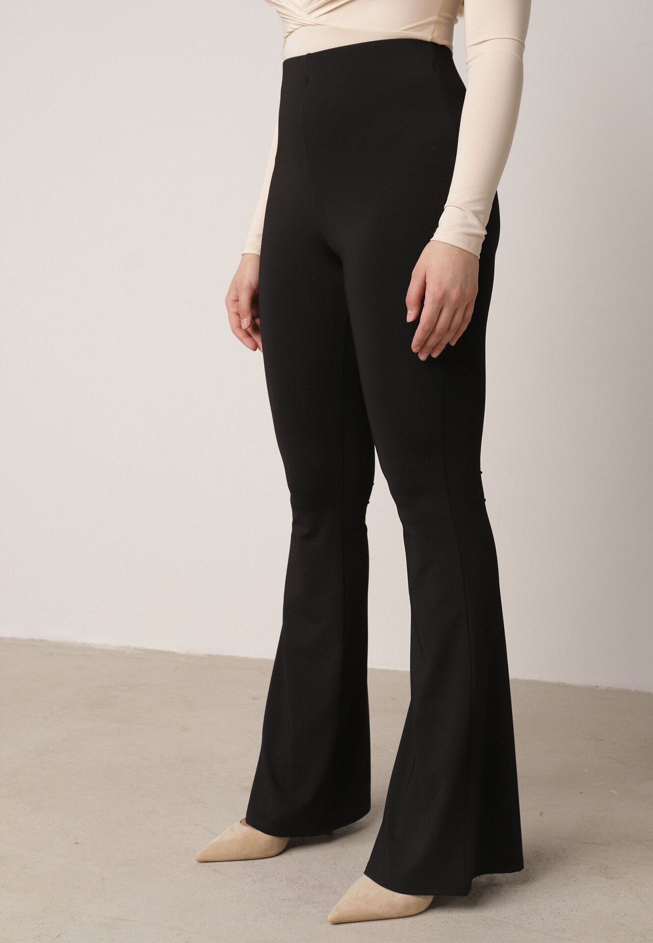 by swan Pantaloni Negri Clopot Efrariel