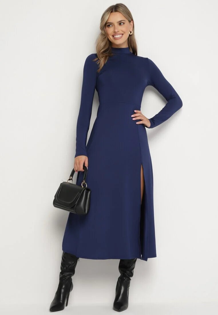 by swan Rochie Bleumarin cu guler semi-înalt cambrată cu șliț lateral Sailea