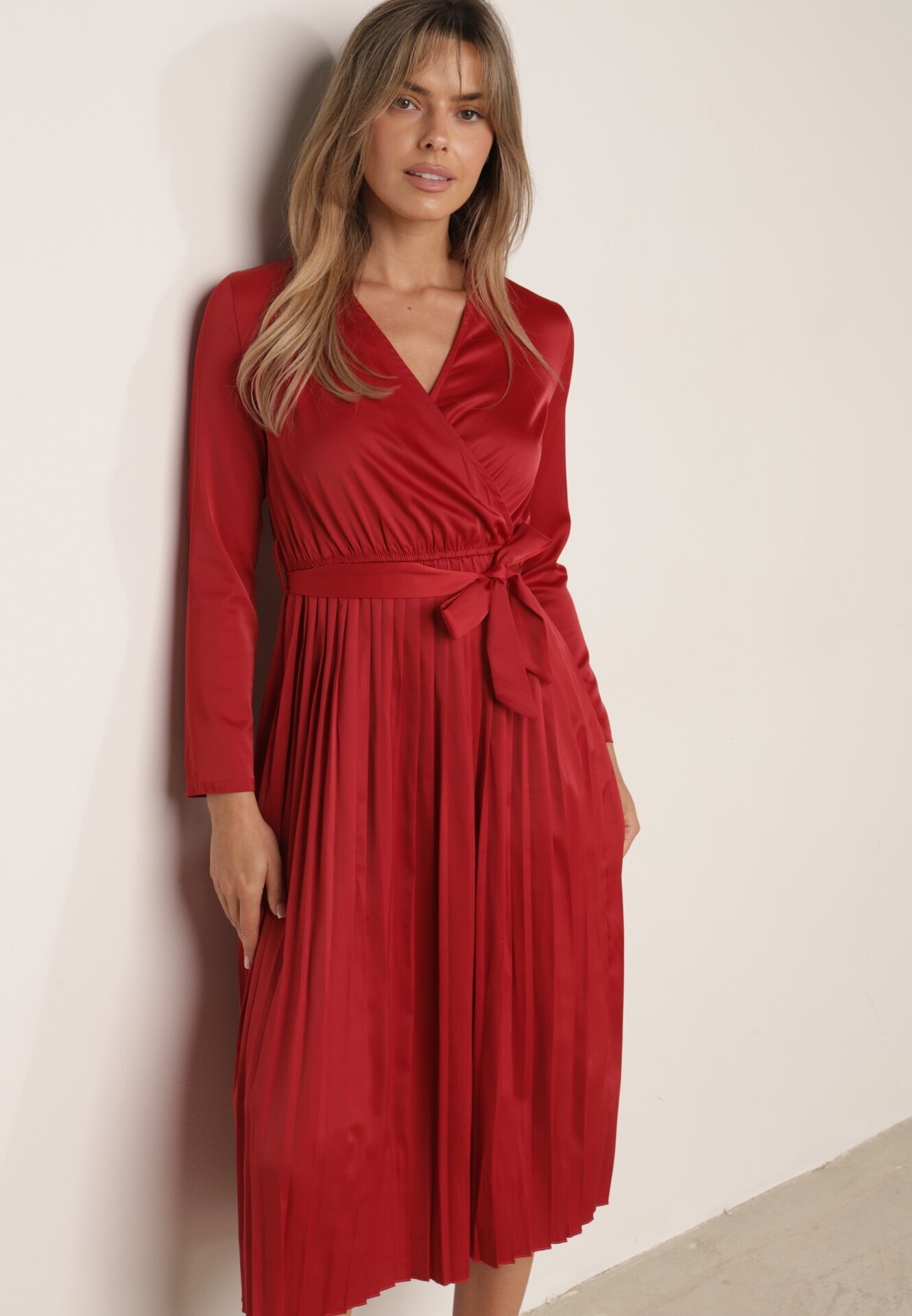 by swan Rochie Bordo Thessothoe