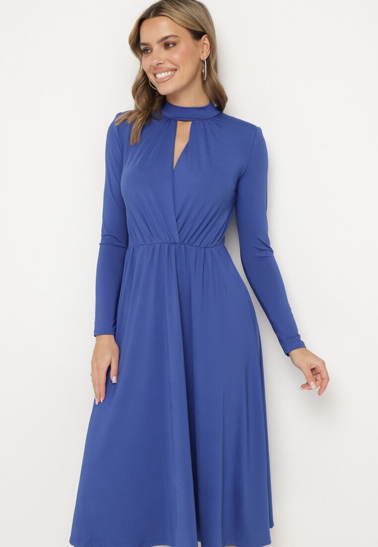 by swan Rochie Cloche Albastră cu Decupaj Decorativ și Linie de Umeri Rigidizată Rivfedi