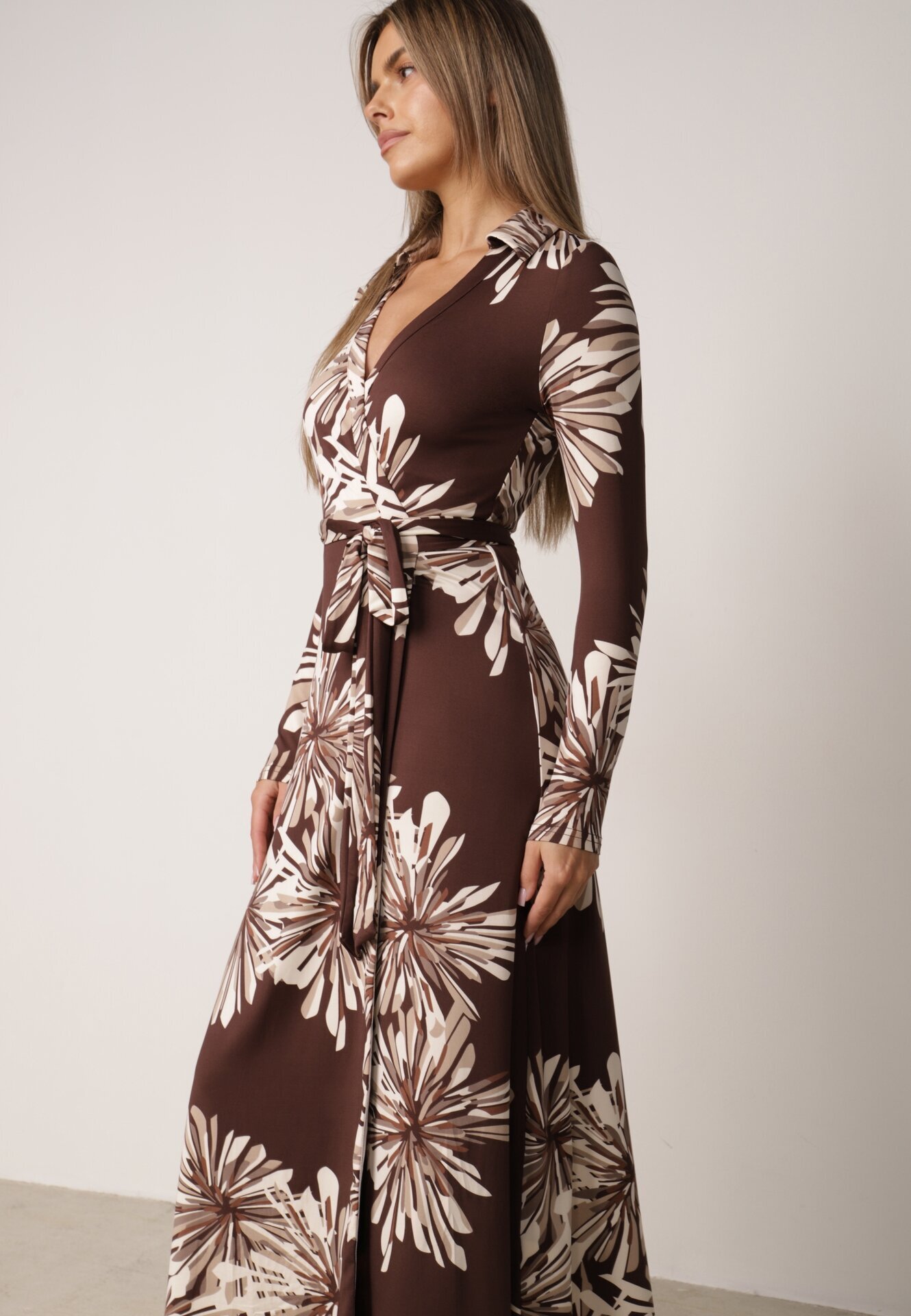 by swan Rochie petrecută din vâscoză cu imprimeu floral Guinesa Maro