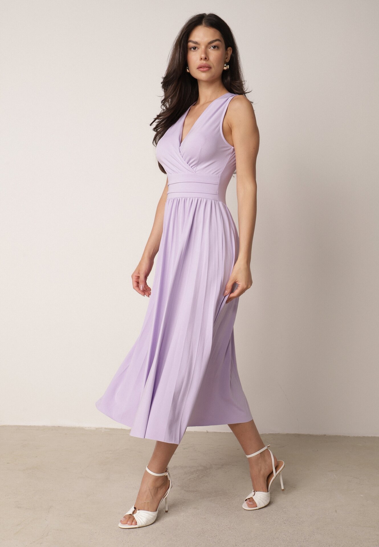 by swan Rochie Violet Midi Fără Mâneci Cu Tiv Plisat Dreana