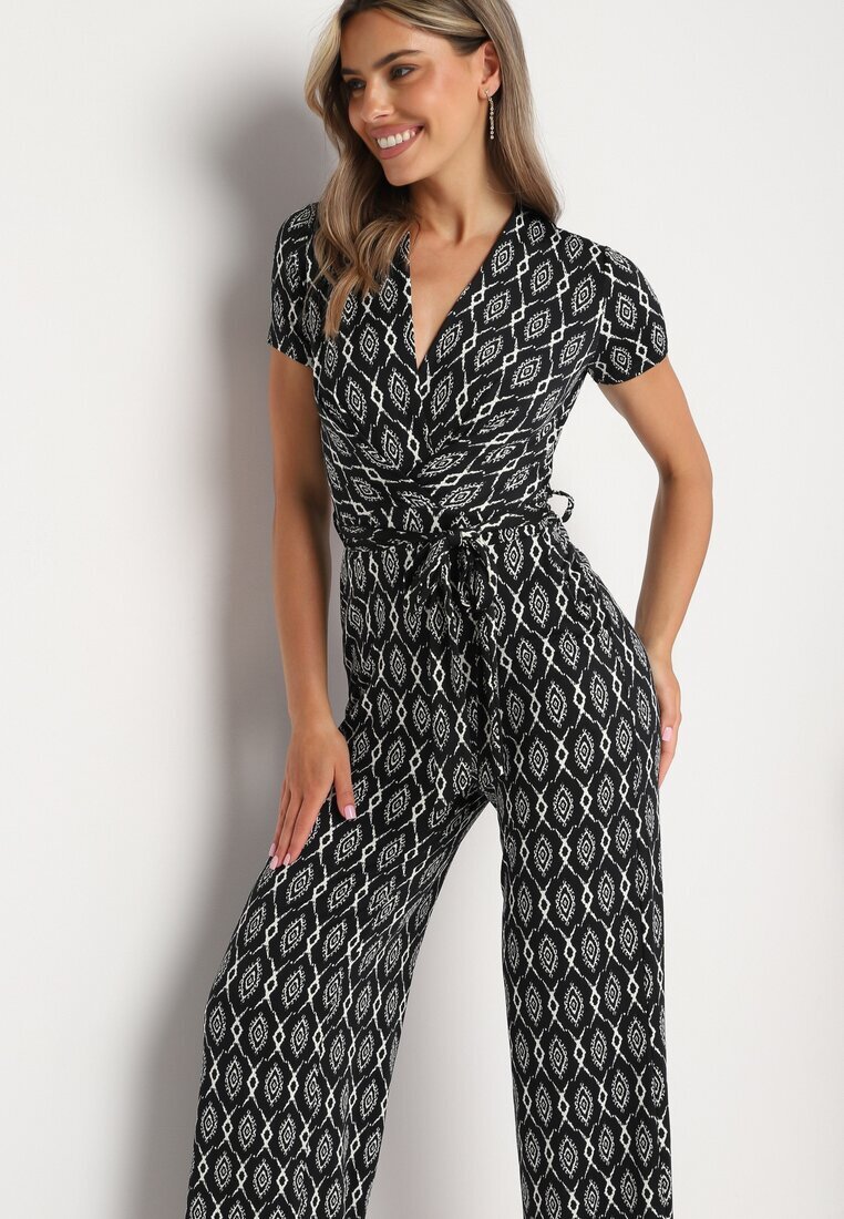 by swan Salopetă Neagră Cămbrată cu viscoză cu mânecă scurtă și cu pantaloni lungi Legată în talie Jeleavia