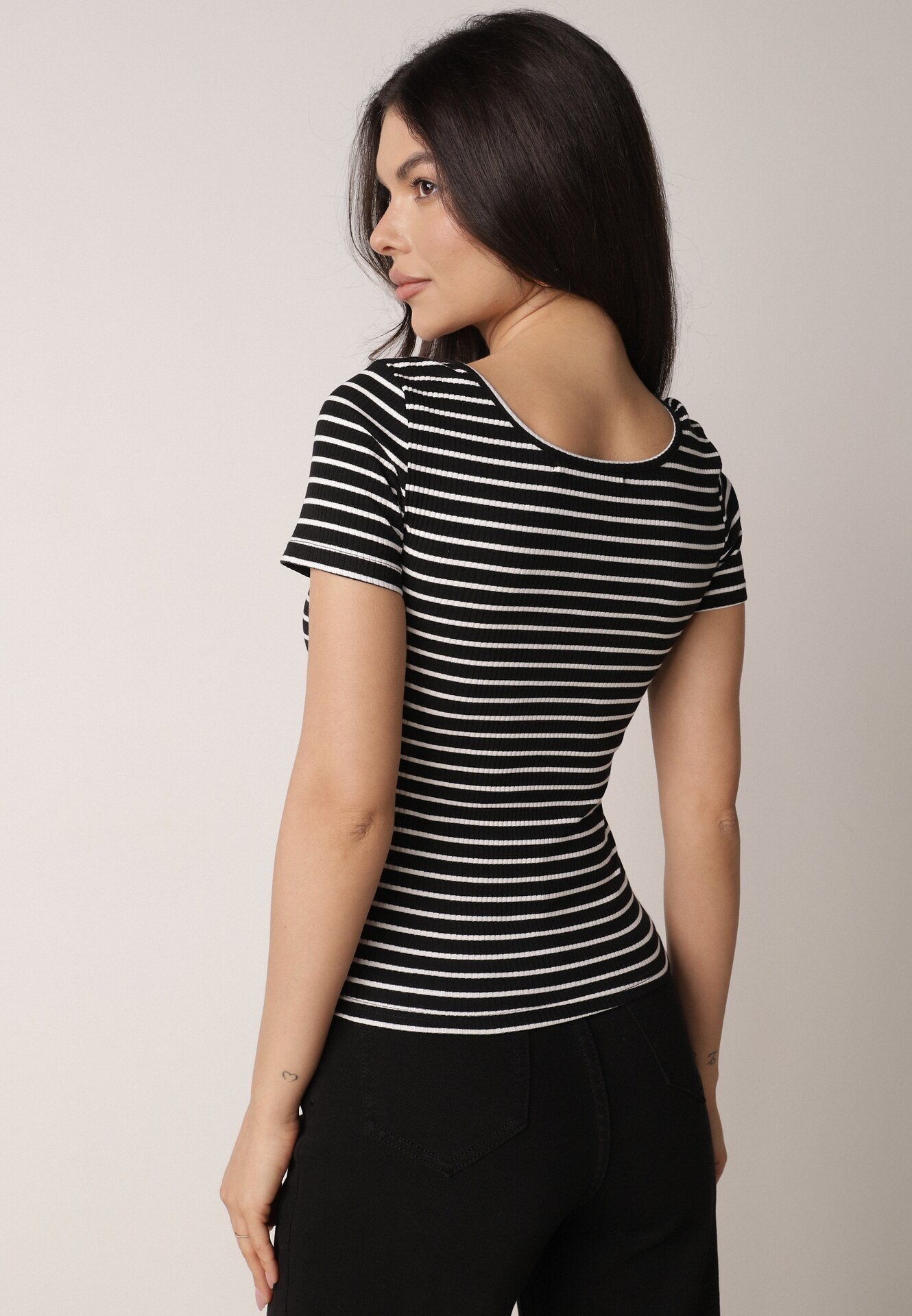 by swan Tricou Negru-Alb din bumbac cu mânecă scurtă în dungi Ernlea