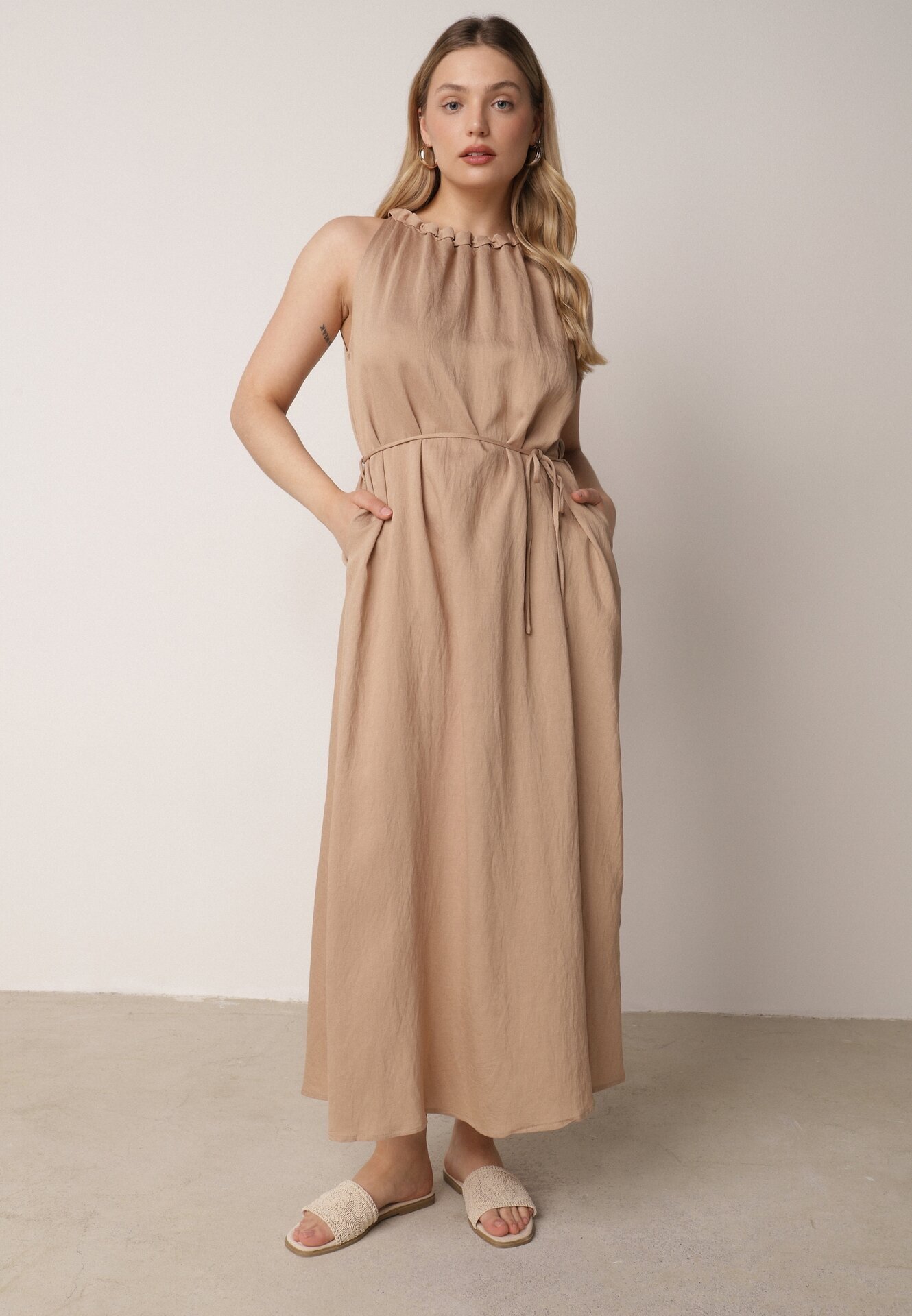 cflo Rochie Bej
