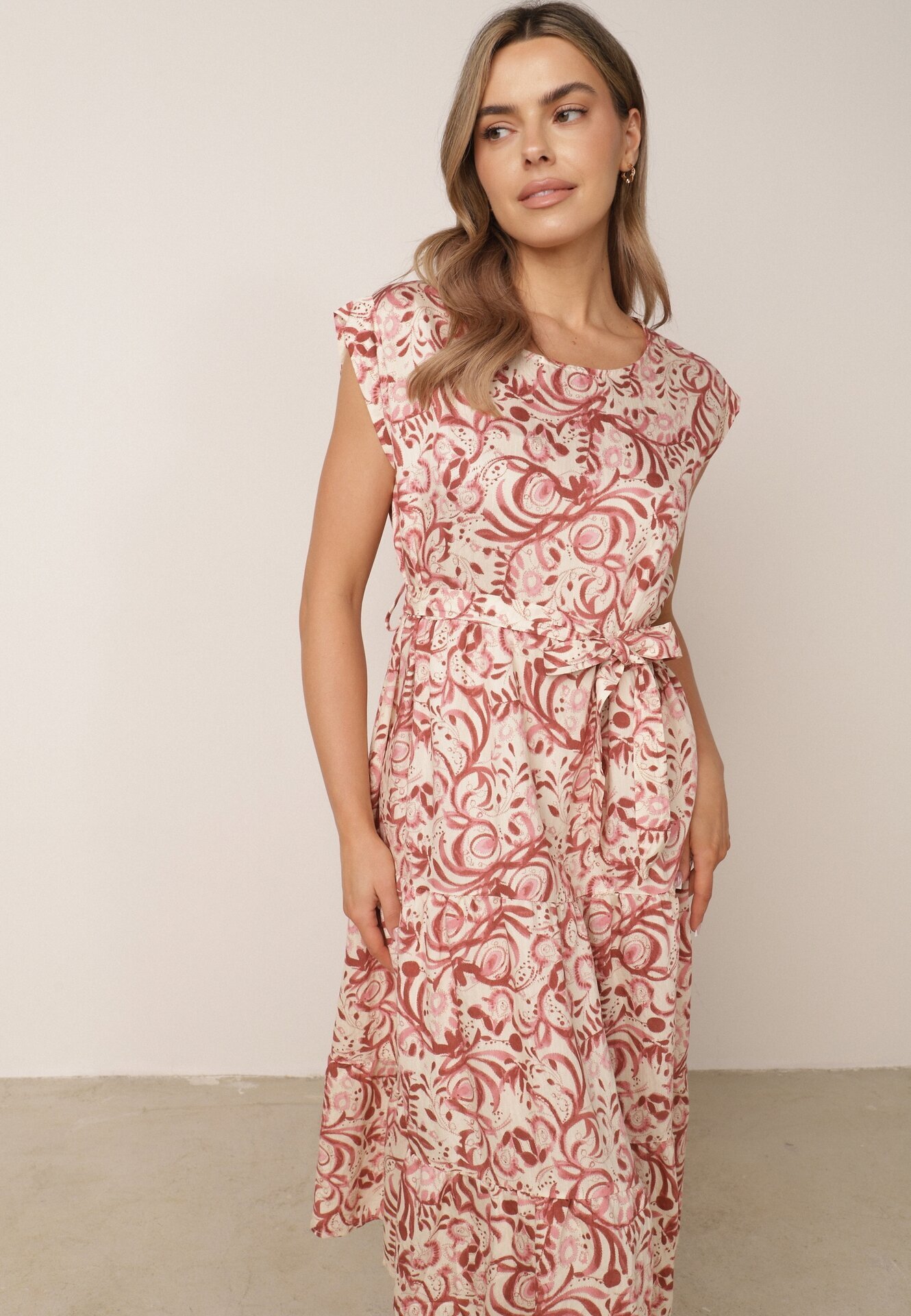 cflo Rochie boxy din viscoză cu curea și model geometric Katanie Roz