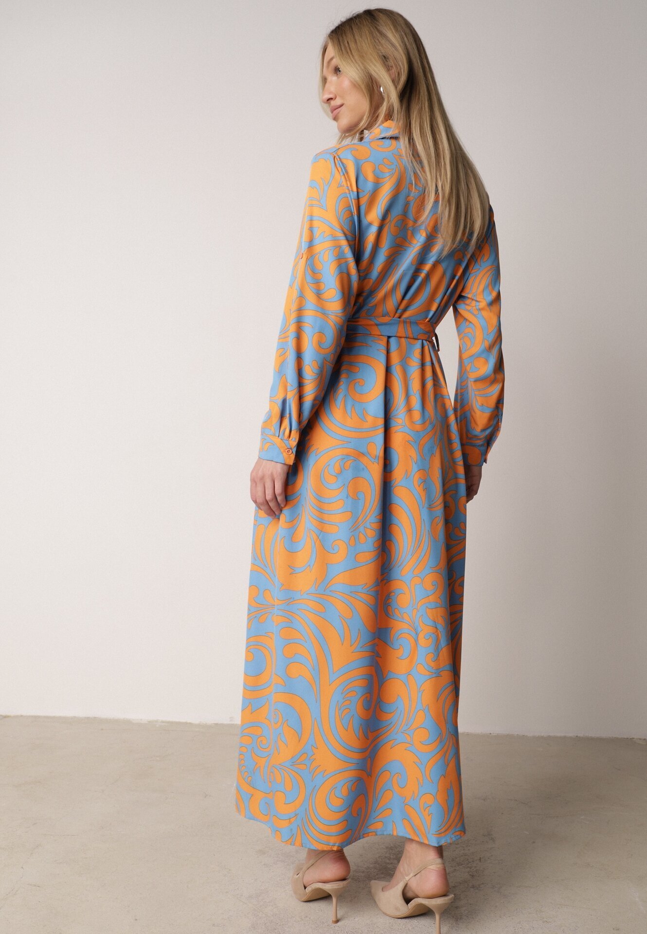 cflo Rochie Maxi tip cămașă Albastru-Portocaliu cu centură din material textil cu modele abstracte Terins