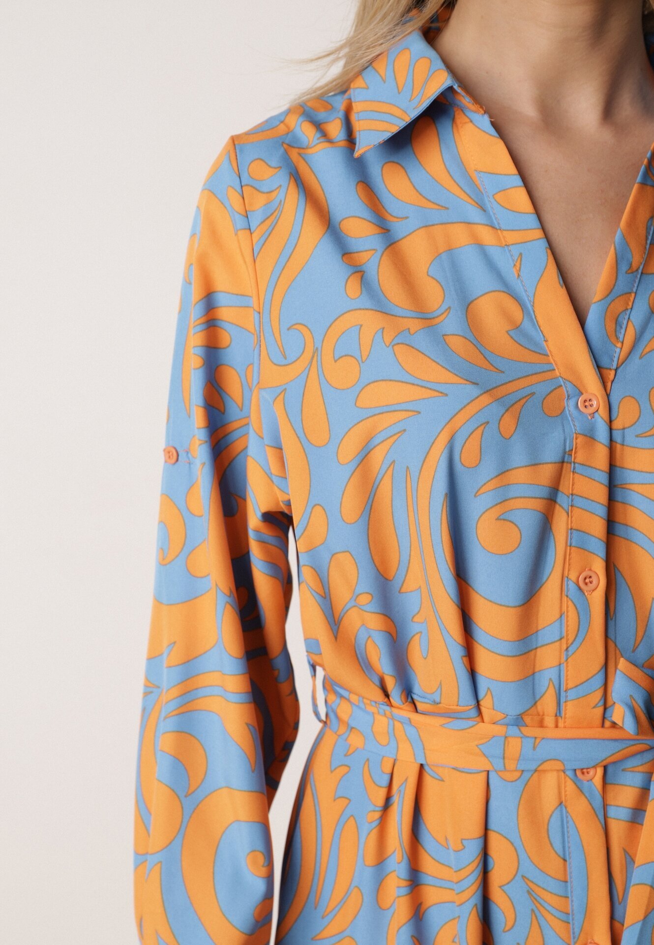 cflo Rochie Maxi tip cămașă Albastru-Portocaliu cu centură din material textil cu modele abstracte Terins