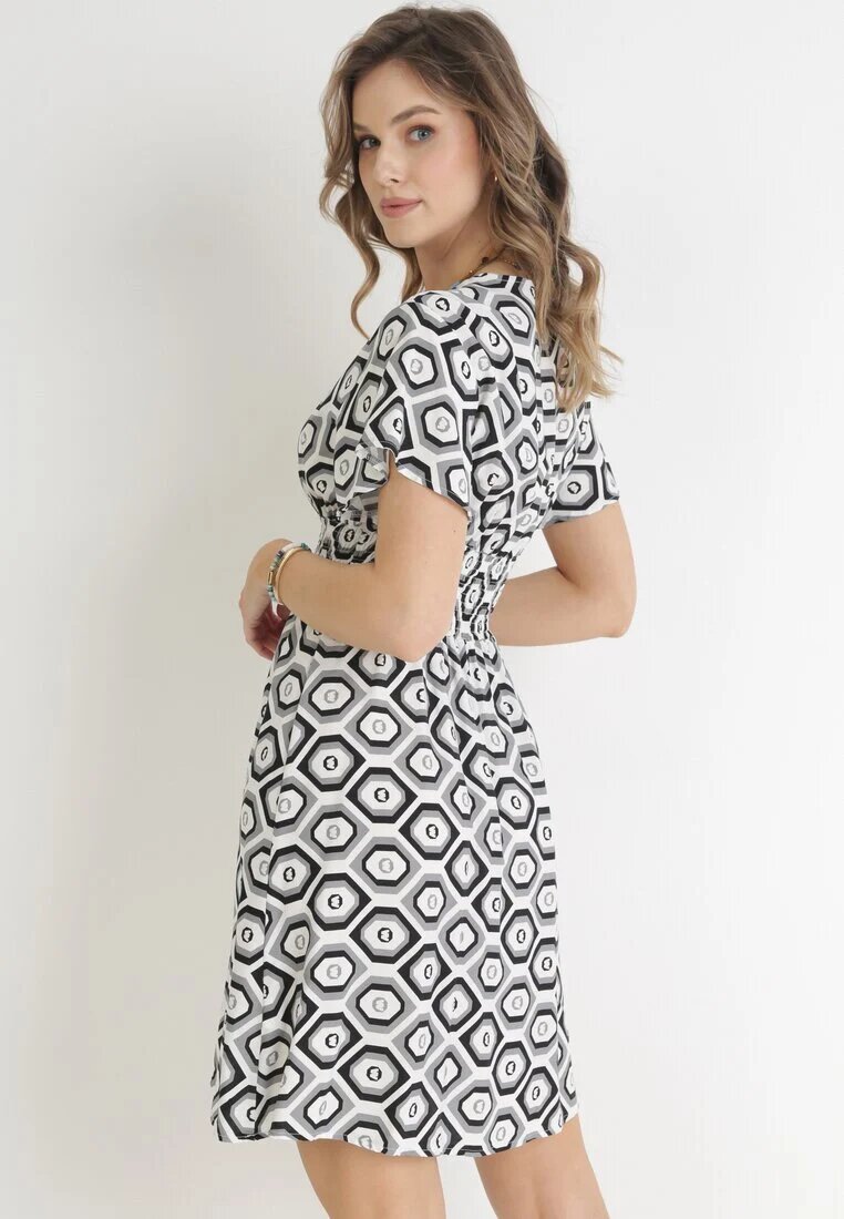 cflo Rochie Mini Gri-Albă din Viscoză cu Elastic în Talie și Decolteu Petrecut Karisa