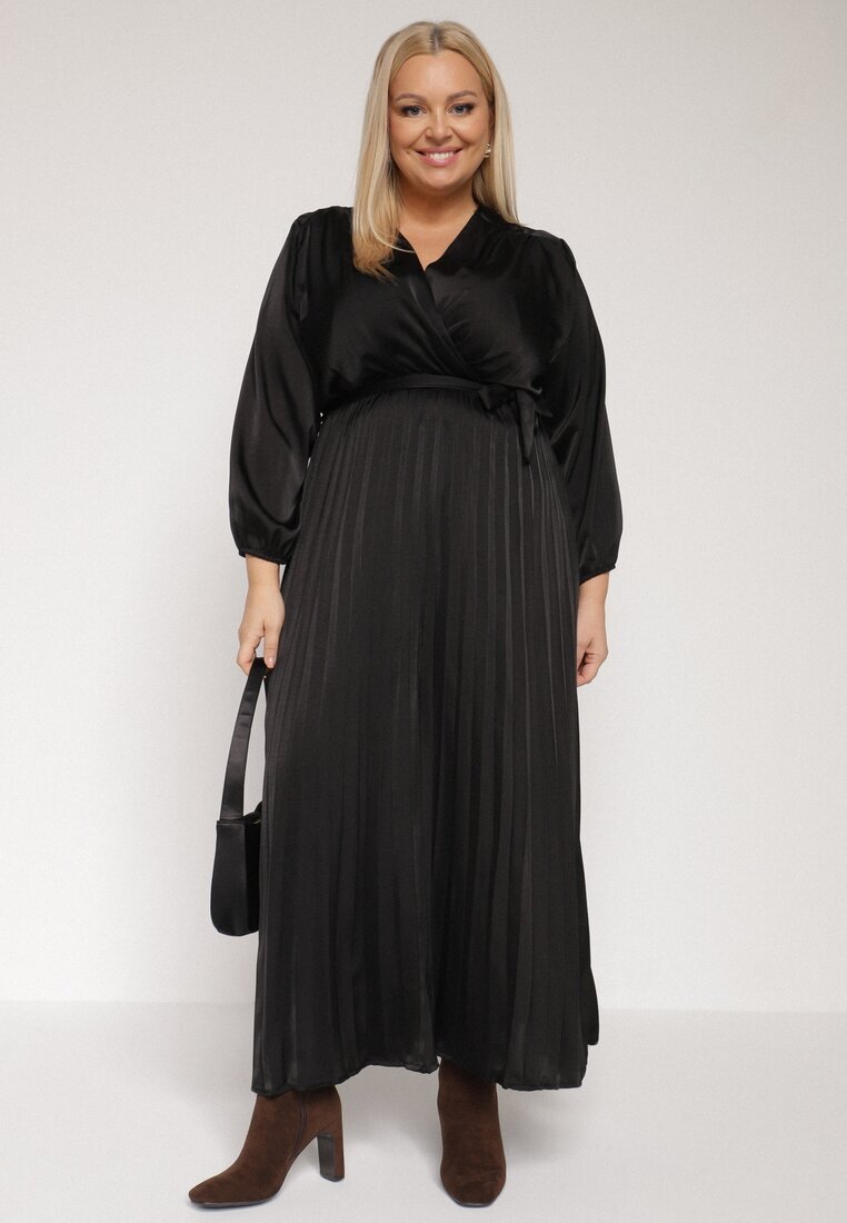 christy Rochie Maxi Neagră cu elastic în talie și decolteu petrecut Bertram