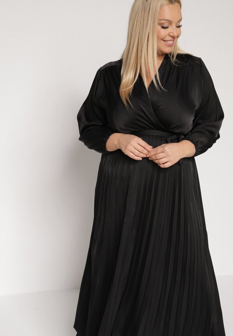 christy Rochie Maxi Neagră cu elastic în talie și decolteu petrecut Bertram