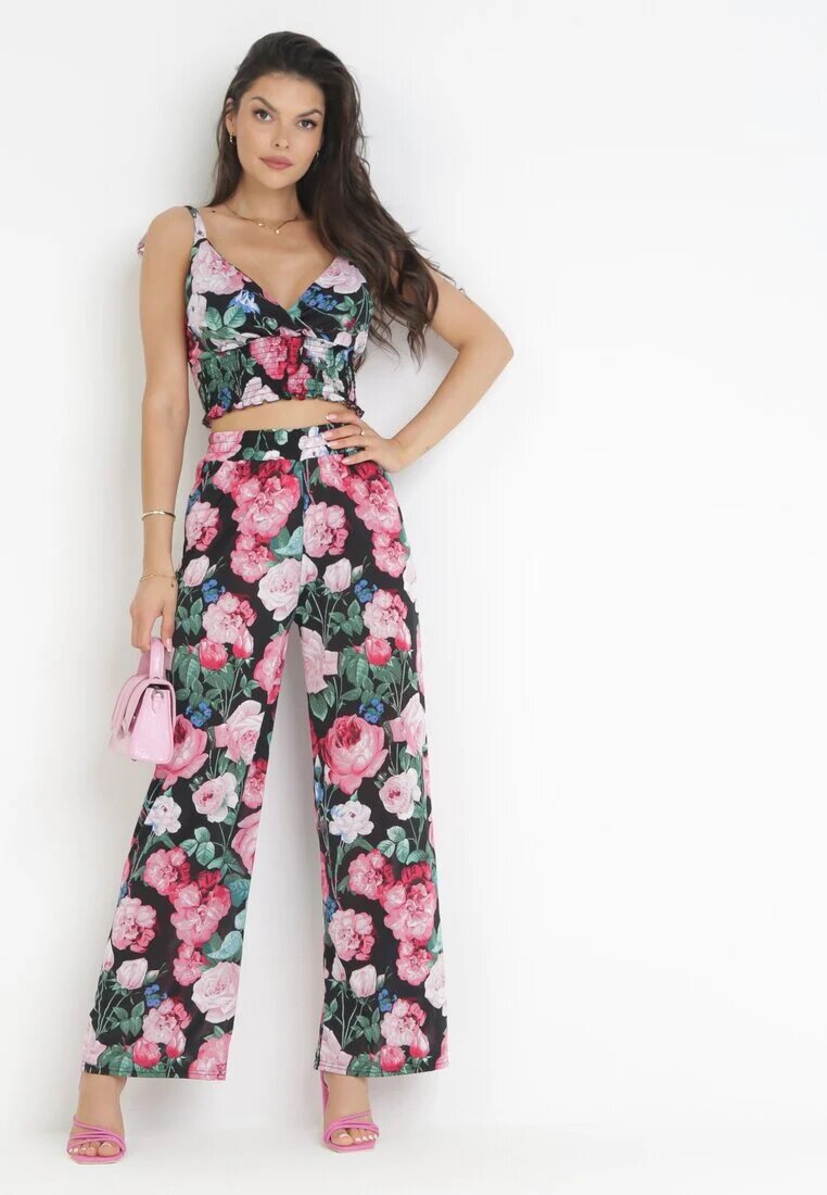  Compleu Negru din 2 piese cu Top și Pantaloni Coreta