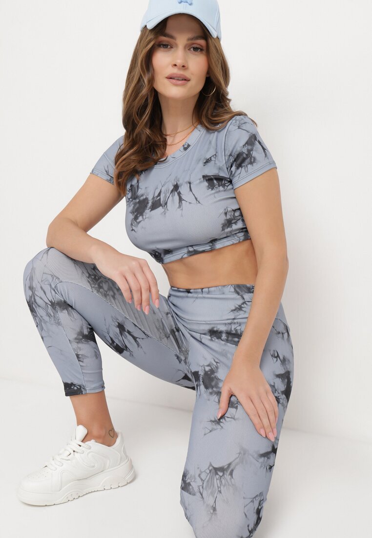  Compleu sport Gri cu model Tie-Dye Top cu mâneci scurte și Colanți Larvena