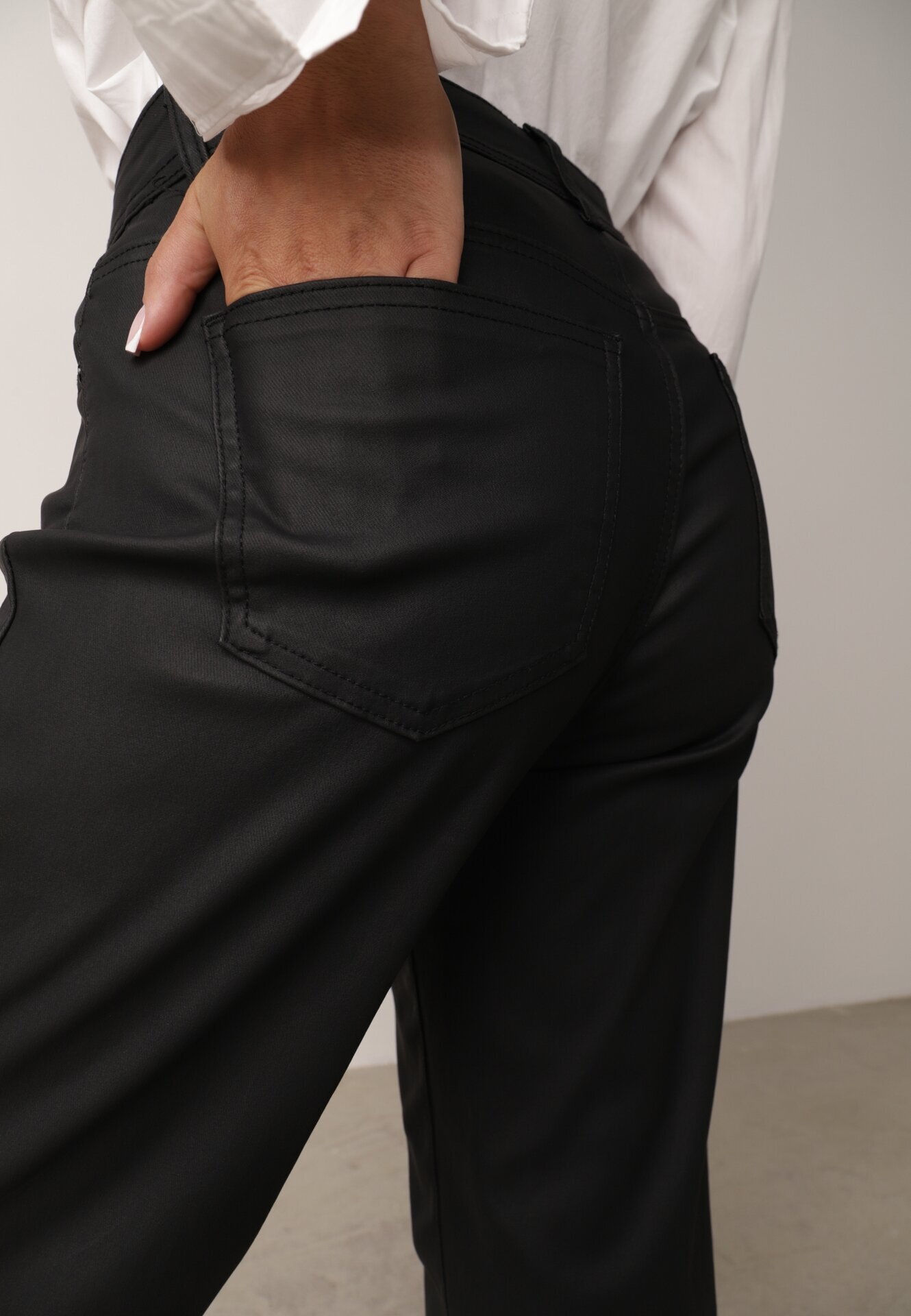 daysie Blugi clasici cu croială mom jeans Dalitta Negri