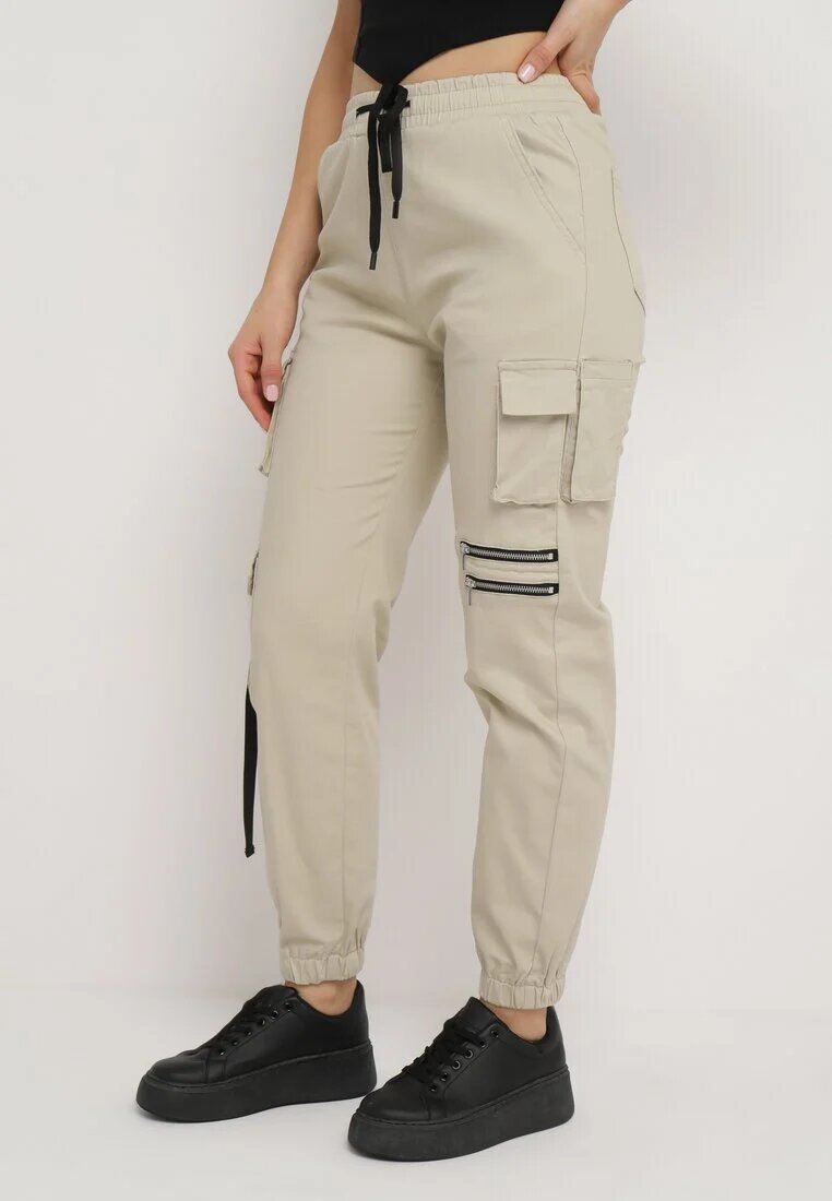 daysie Pantaloni Bej deschis Din bumbac Stil jogger Cu buzunare largi Atilin
