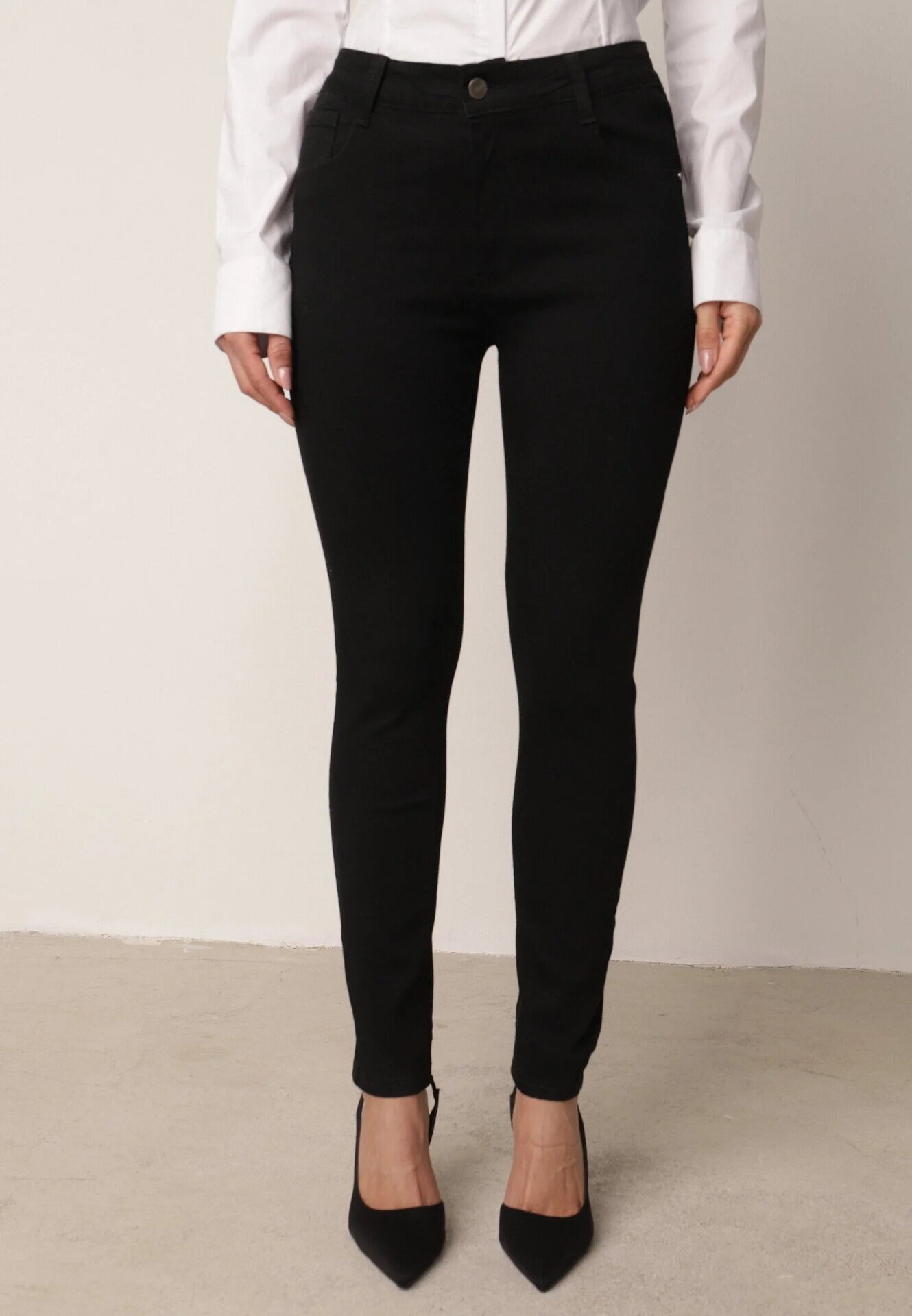 daysie Pantaloni Negri croială skinny cu talie normală Mendria