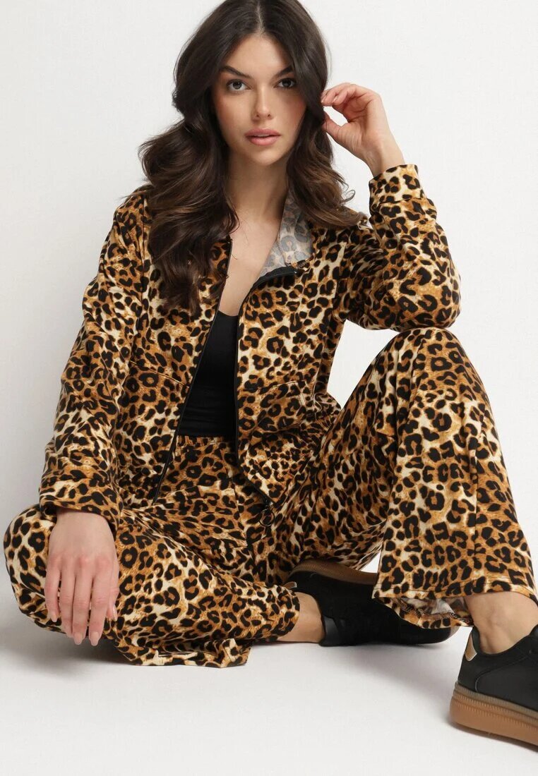 defox Compleu de trening Maro deschis cu imprimeu leopard Bluză și Pantaloni largi Edilessa