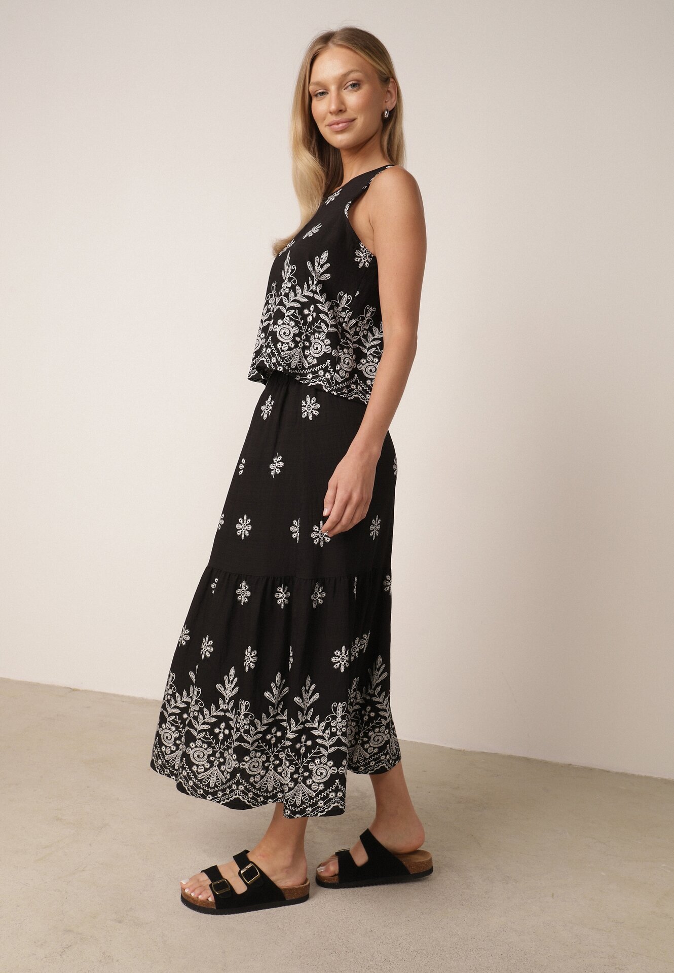 defox Compleu Negru