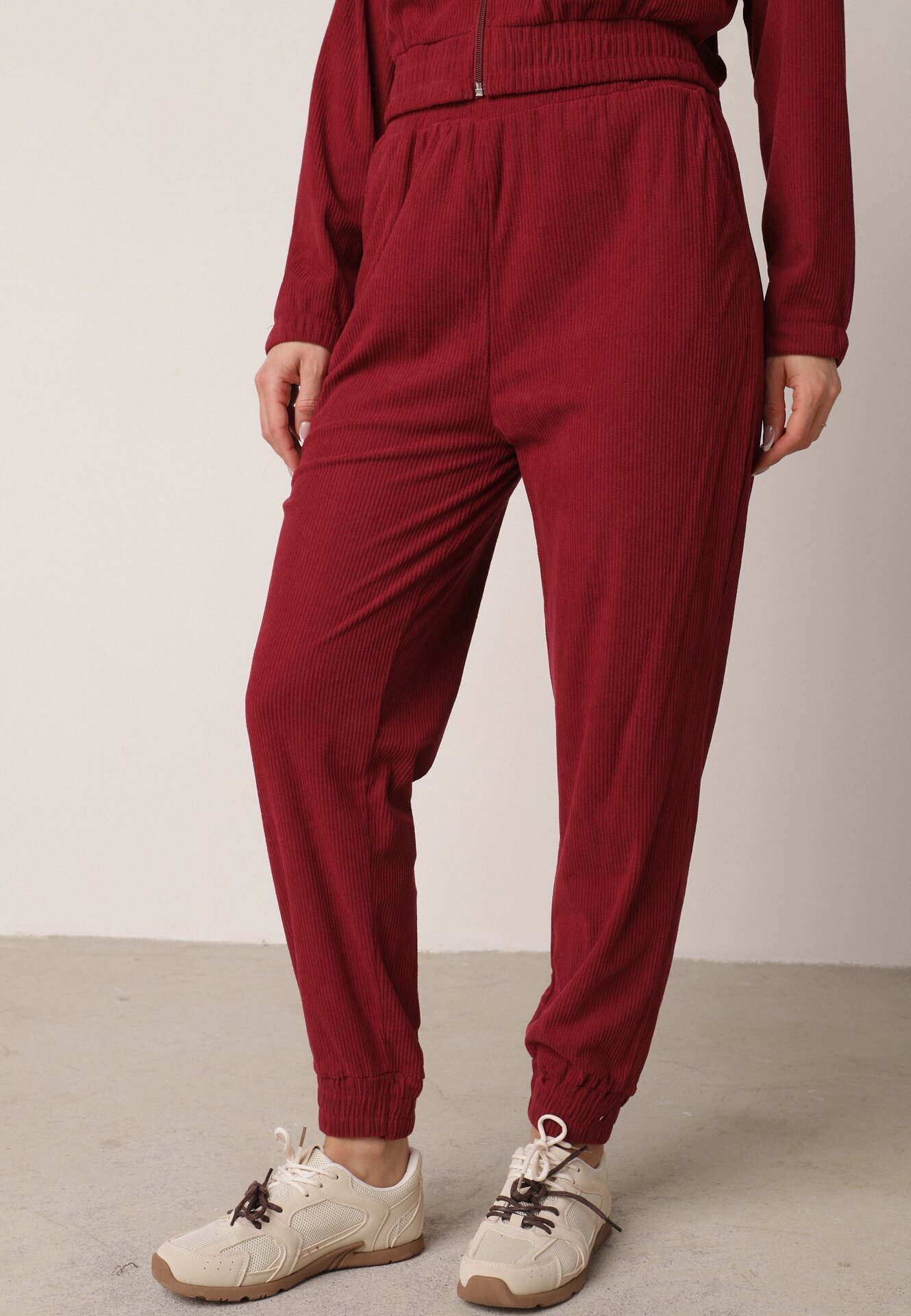 defox Compleu sport Bordeaux din material reiat Bluză cu guler și pantaloni cu elastic în talie Kerulla