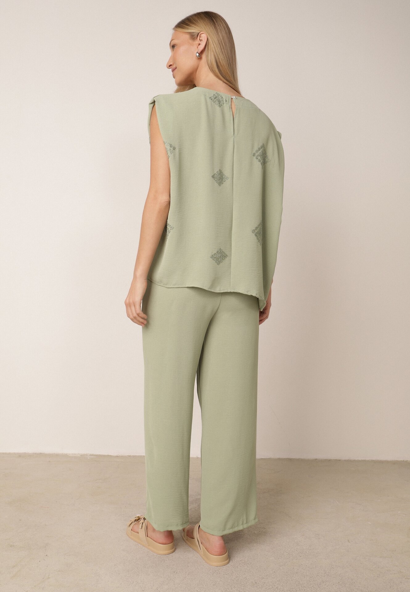 defox Compleu Verde deschis