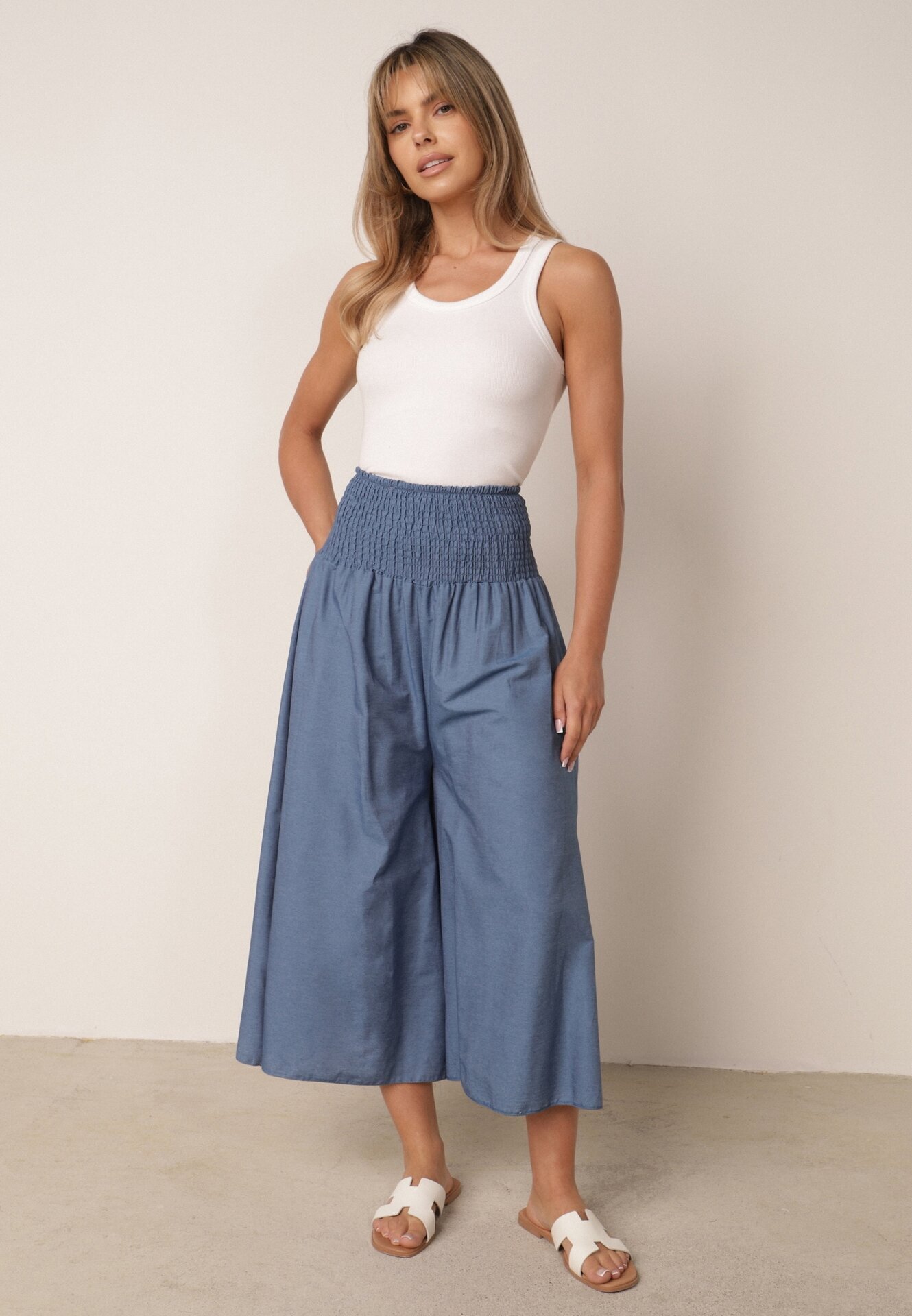 defox Pantaloni culotte albastri deschiși din bumbac largi cu talie înaltă și elastic în talie Rafea