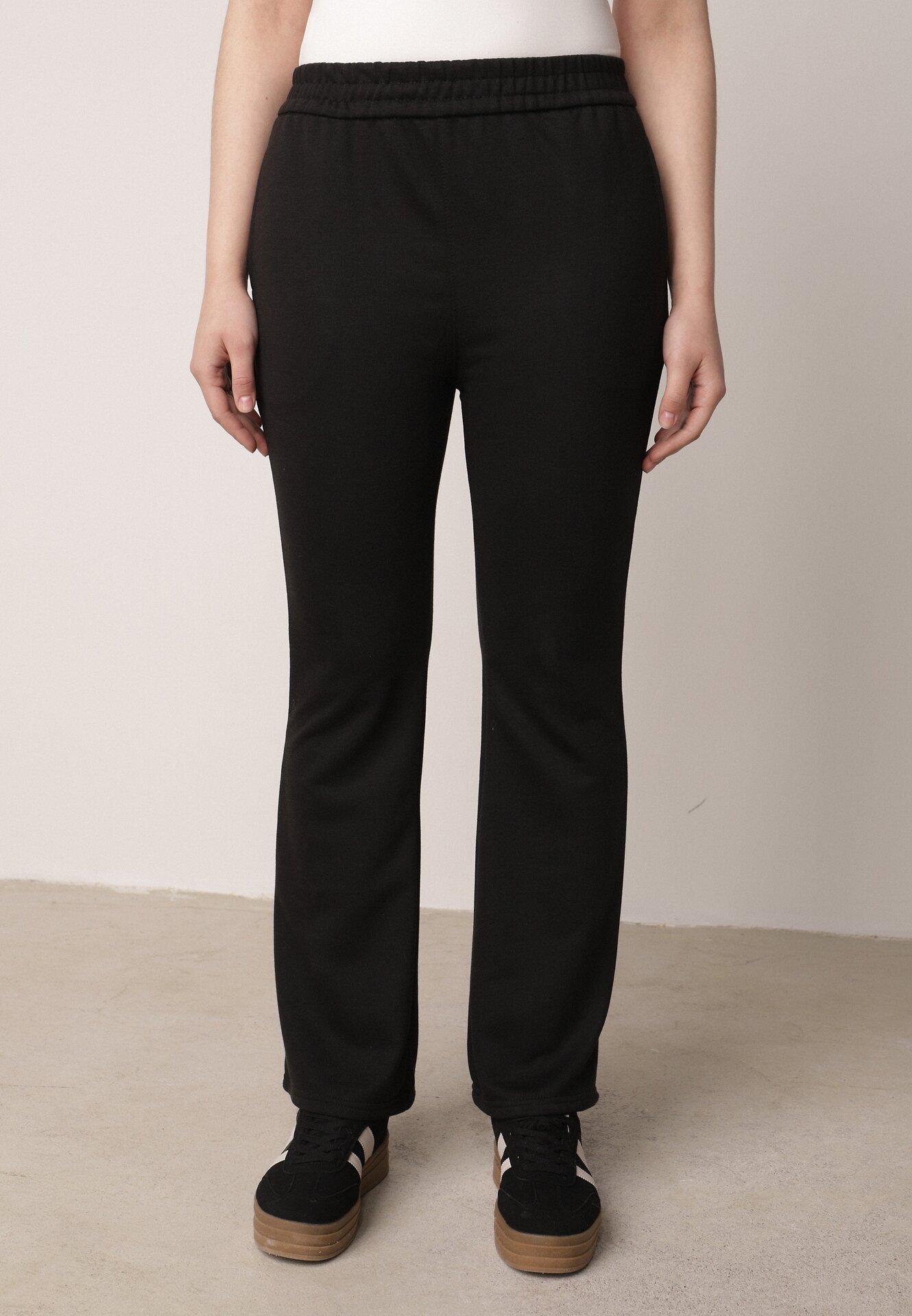 defox Pantaloni de trening Negre tip clopot cu elastic în talie Efravella