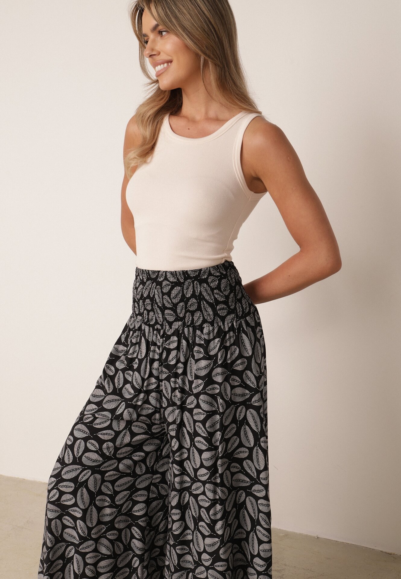 defox Pantaloni Negri din Bumbac tip Culottes cu elastic în talie Karemisia