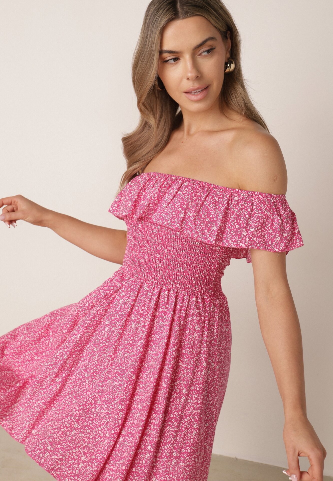 defox Rochie fucsia de bumbac cu decolteu spaniol și partea superioară încrețită cu imprimeu floral Samorea