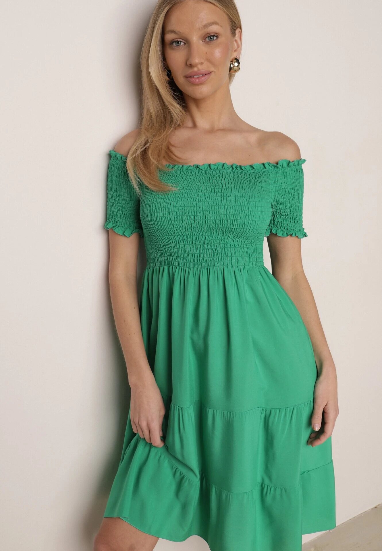 defox Rochie Verde de Bumbac cu Decolteu Spaniol cu Volane Ample la Bază Bliria