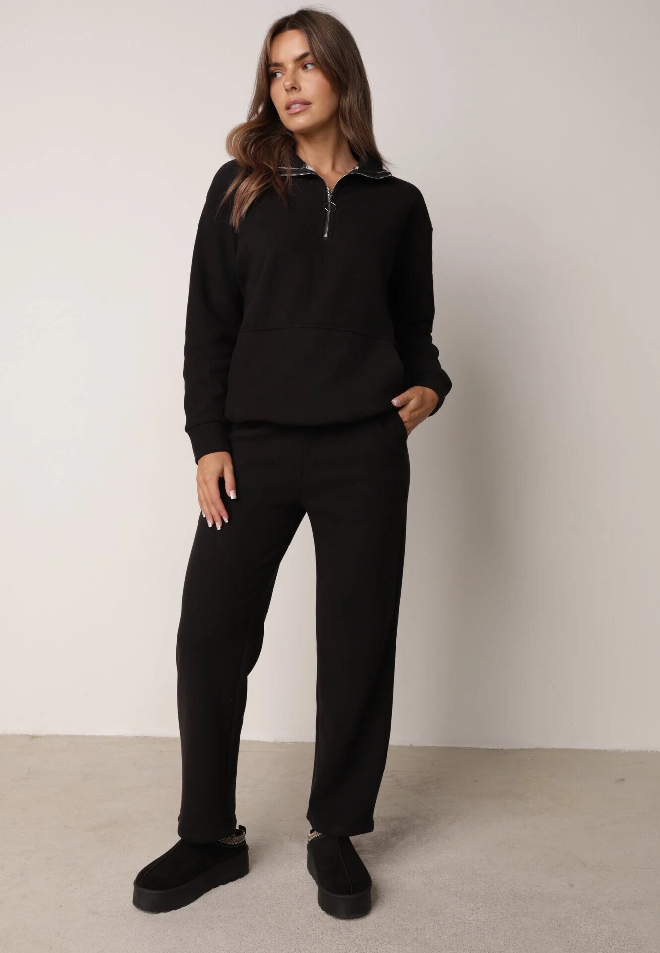 defox Set de trening Negru din polar 2 piese cu Bluză și Pantaloni Largi Aldonor