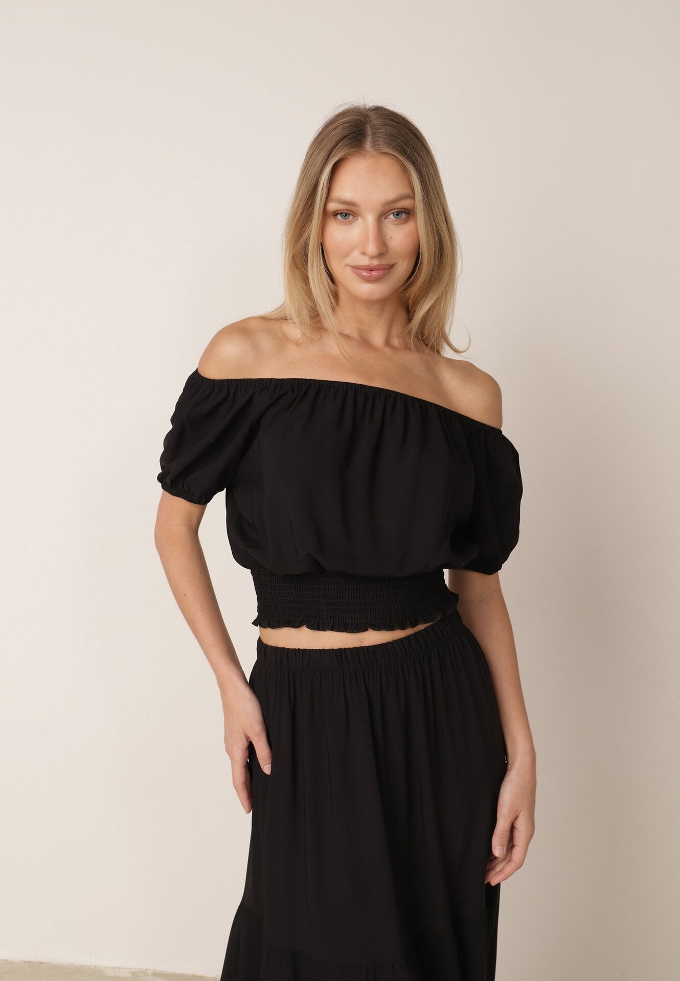 defox Set Negru de Vară din Viscoză Bluză Tip Carmen și Fustă Cloș Svaine