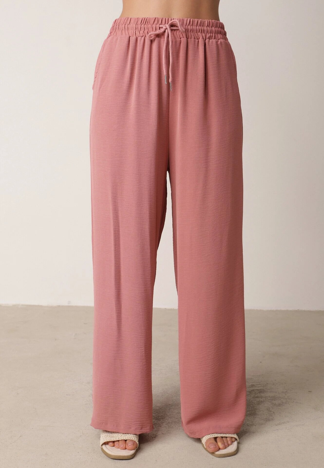 defox Set roz închis din viscoză Bluză cu mânecă scurtă și pantaloni largi cu elastic cu buzunare Efraline