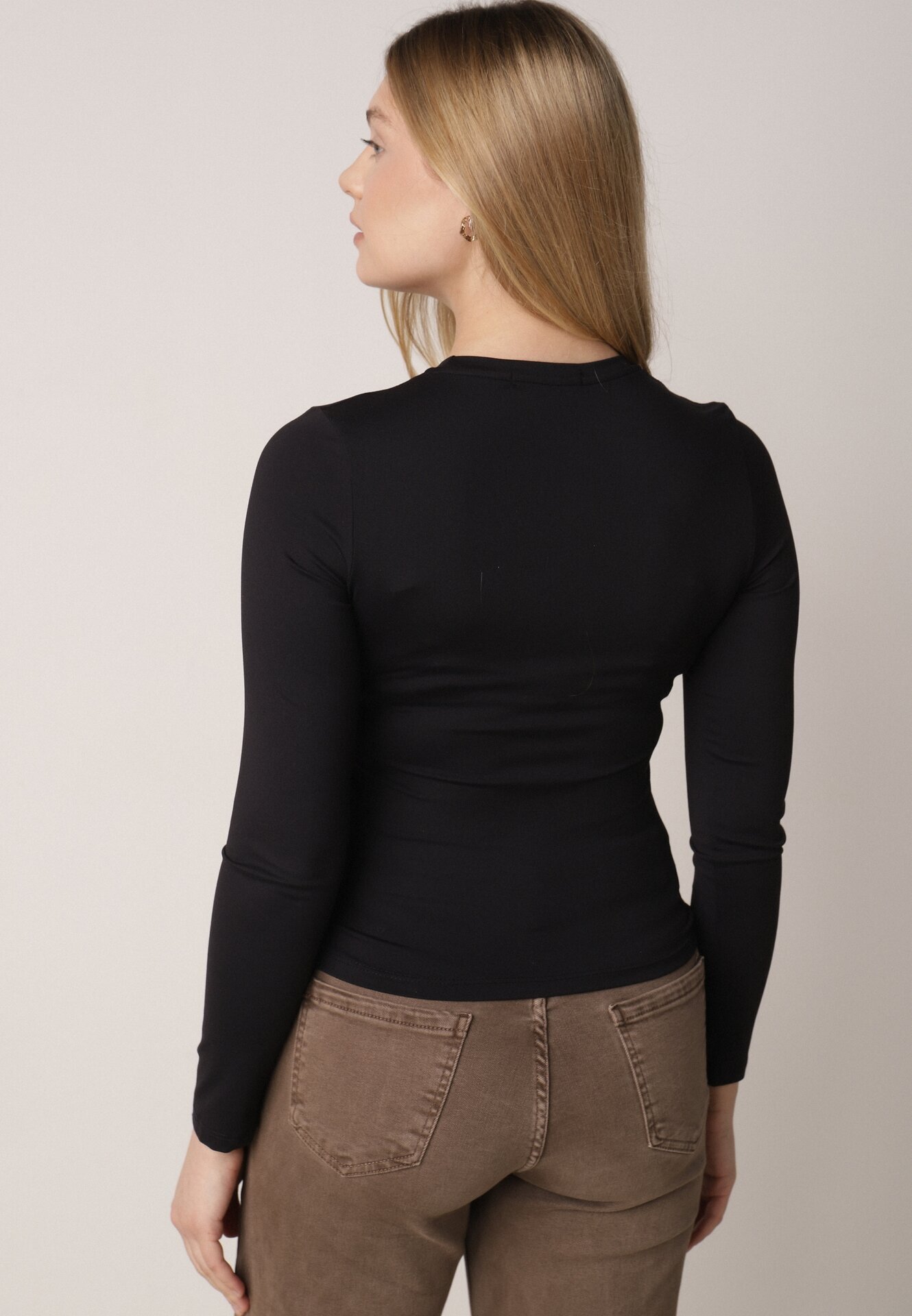 elsa.m by may Bluză Neagră de Bumbac Longsleeve Lisfia