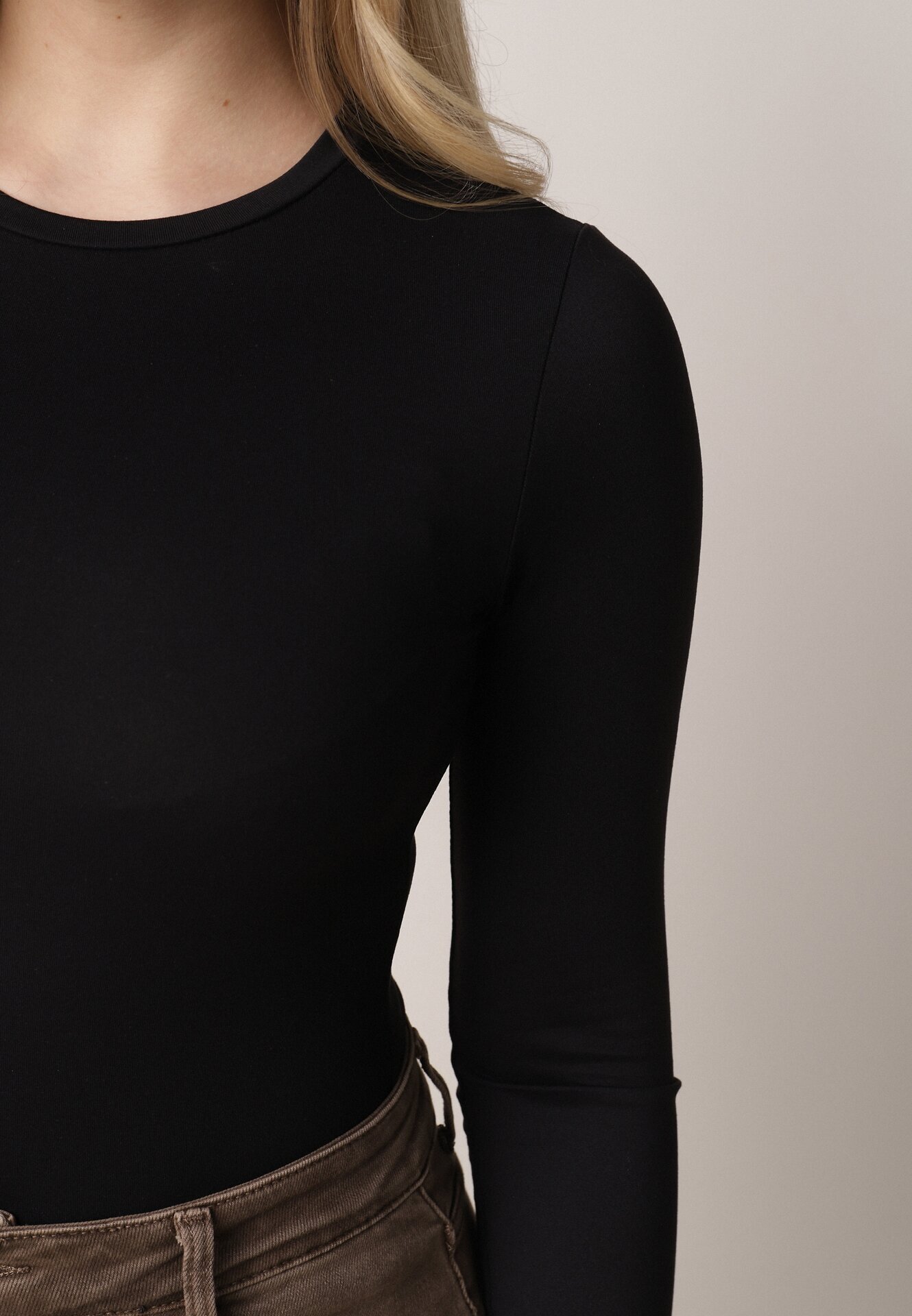 elsa.m by may Bluză Neagră de Bumbac Longsleeve Lisfia