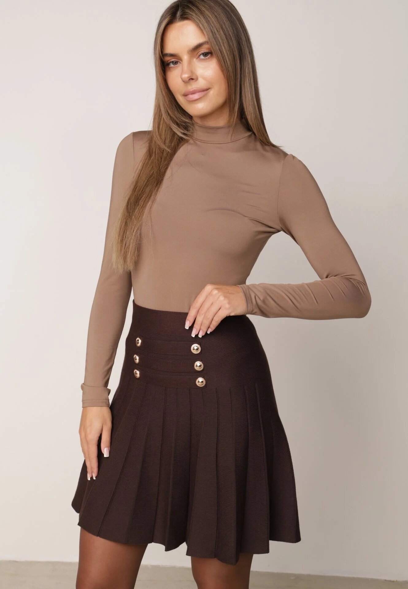 elsa.m by may Fustă plisată din tricot cu vâscoză decorată cu nasturi în stil napoleonian Silvani Maro