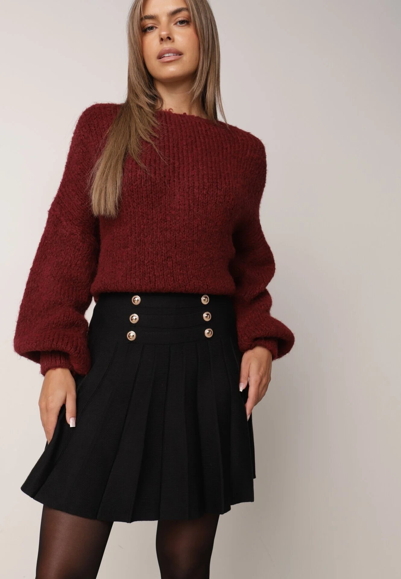 elsa.m by may Fustă plisată din tricot cu vâscoză decorată cu nasturi în stil napoleonian Silvani Neagră