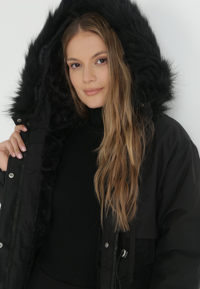 elsa.m by may Geacă Neagră tip cutie cu blană Oreitheia