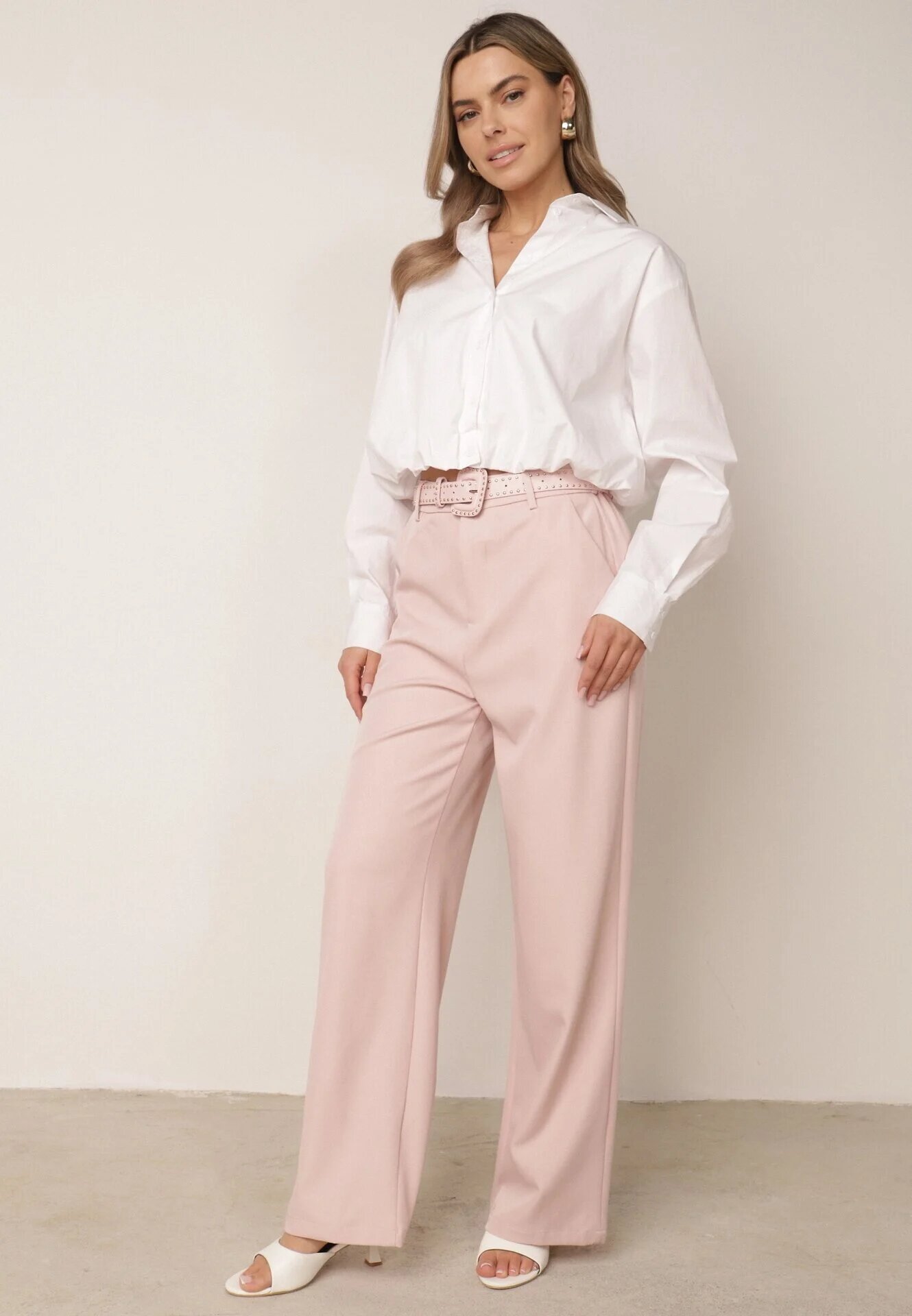 elsa.m by may Pantaloni de costum largi cu curea și cataramă pătrată Khlorile Roz