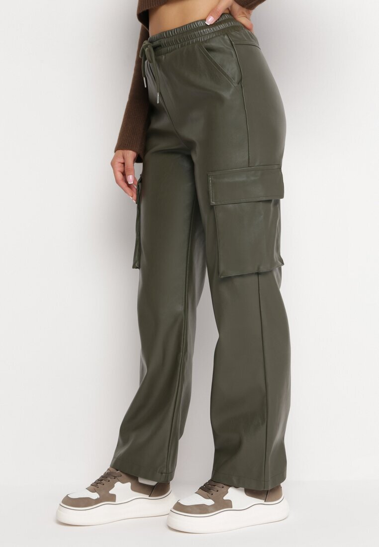 elsa.m by may Pantaloni Verde închis din piele ecologică cu buzunare cu clape Flemixa