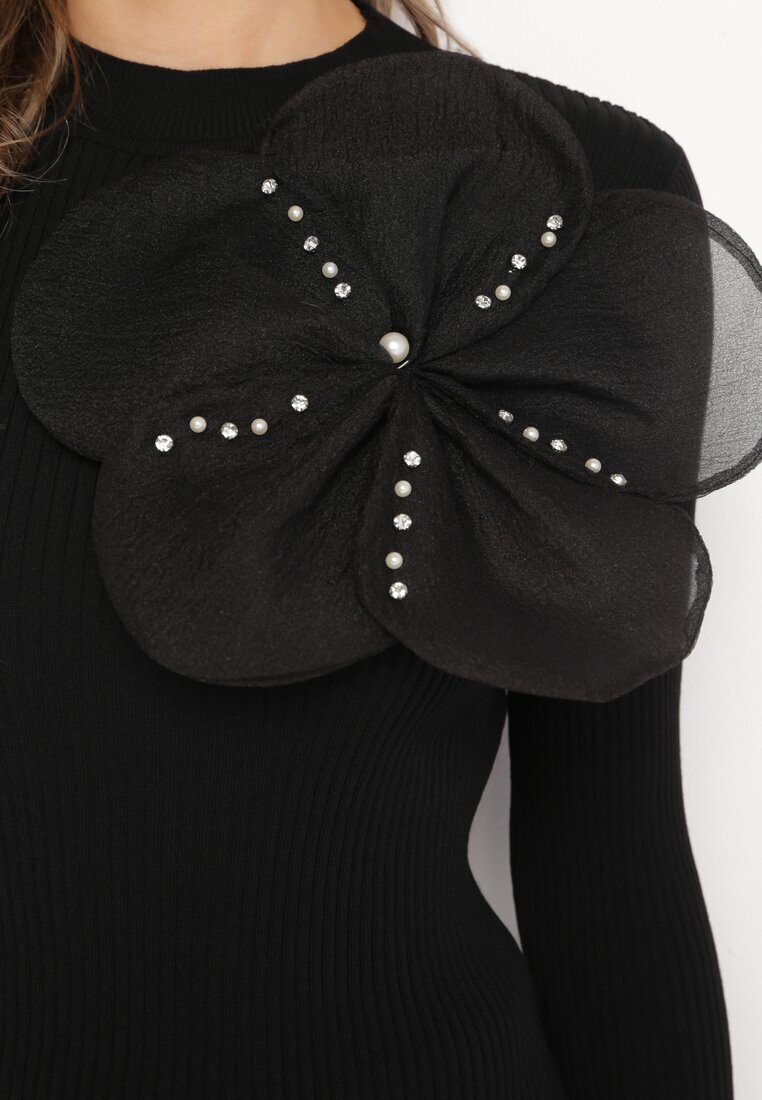 elsa.m by may Pulover Reiat Negru cu Guler semi-înalt cu Floare decorativă și Zirconii Sonelia