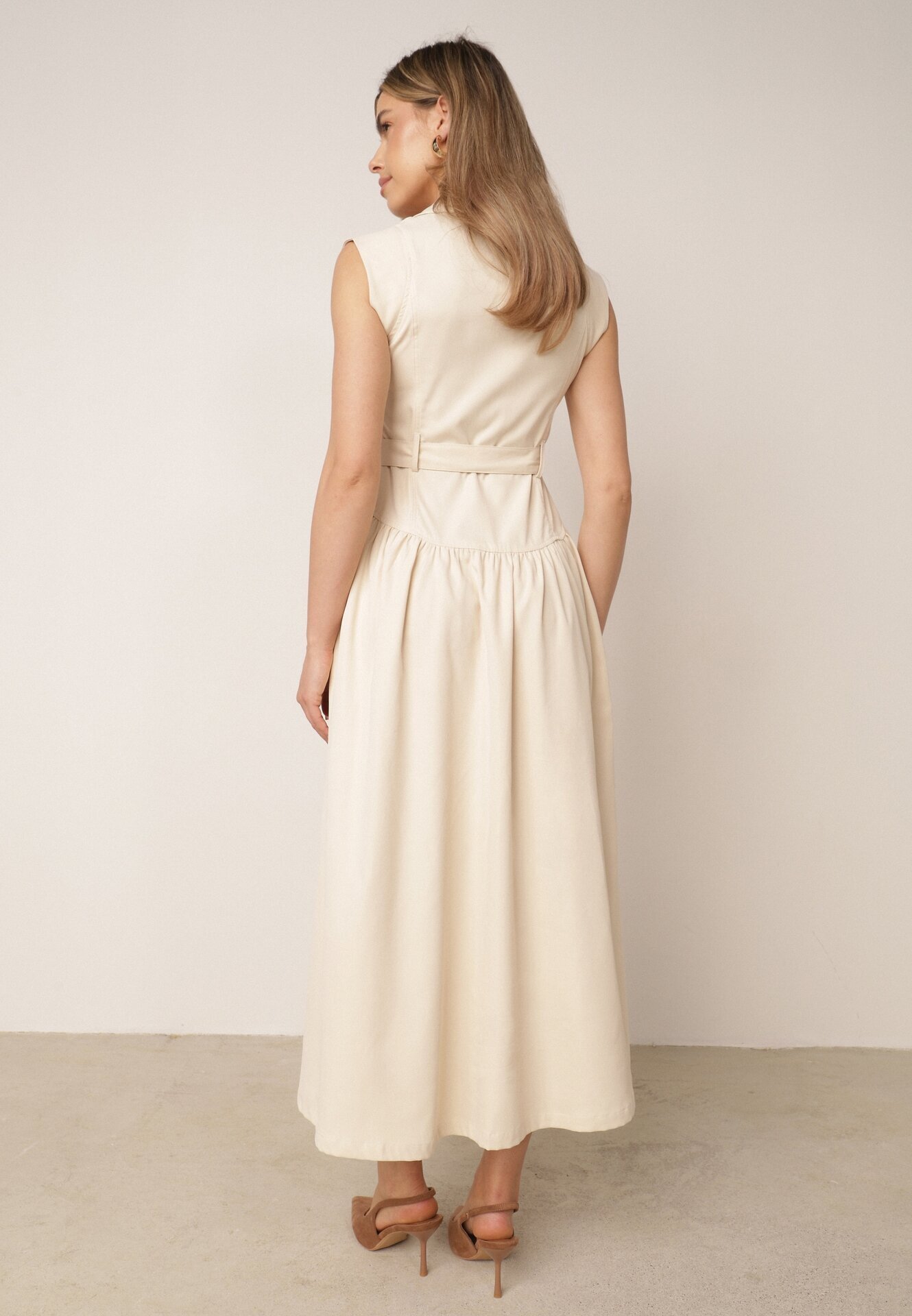 elsa.m by may Rochie Bej