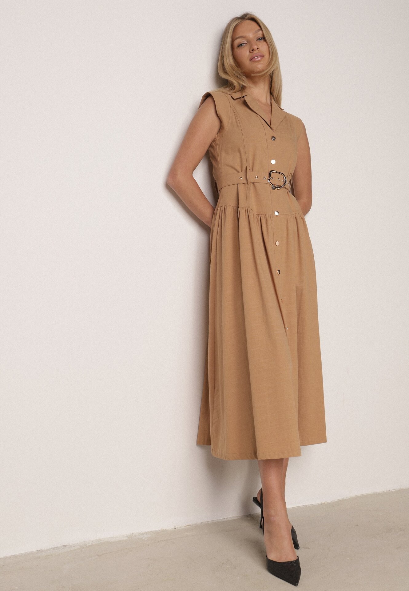 elsa.m by may Rochie Bej