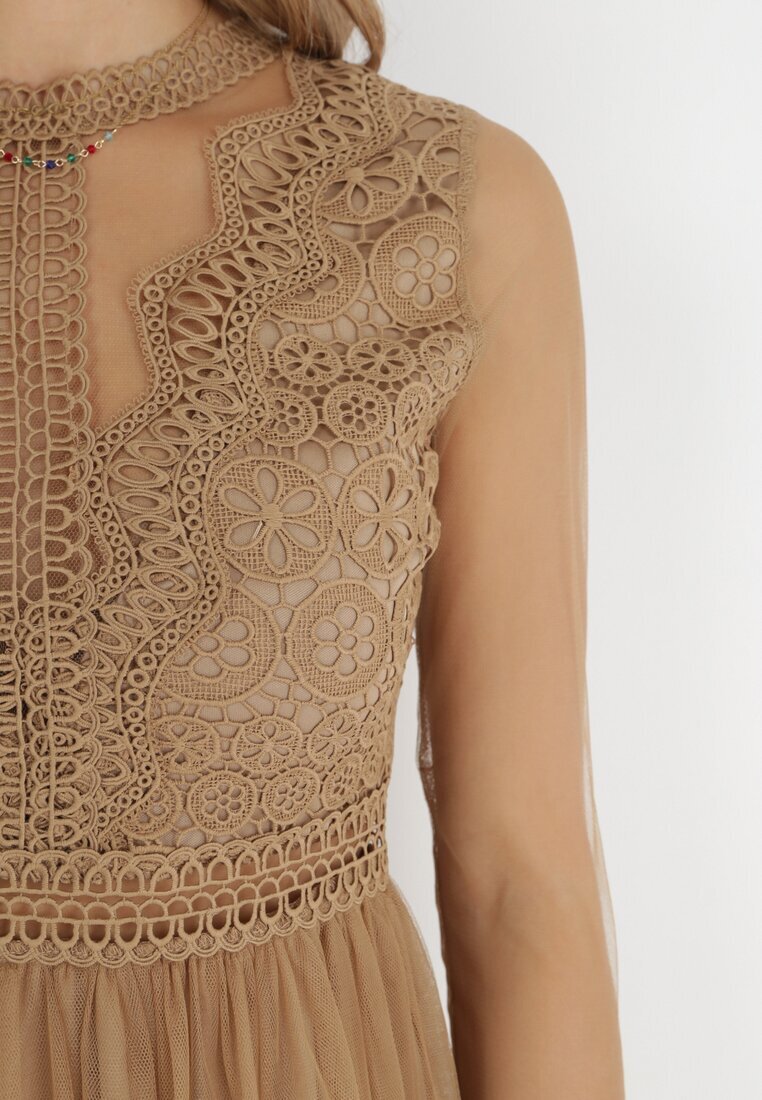 elsa.m by may Rochie bej închisă Describi