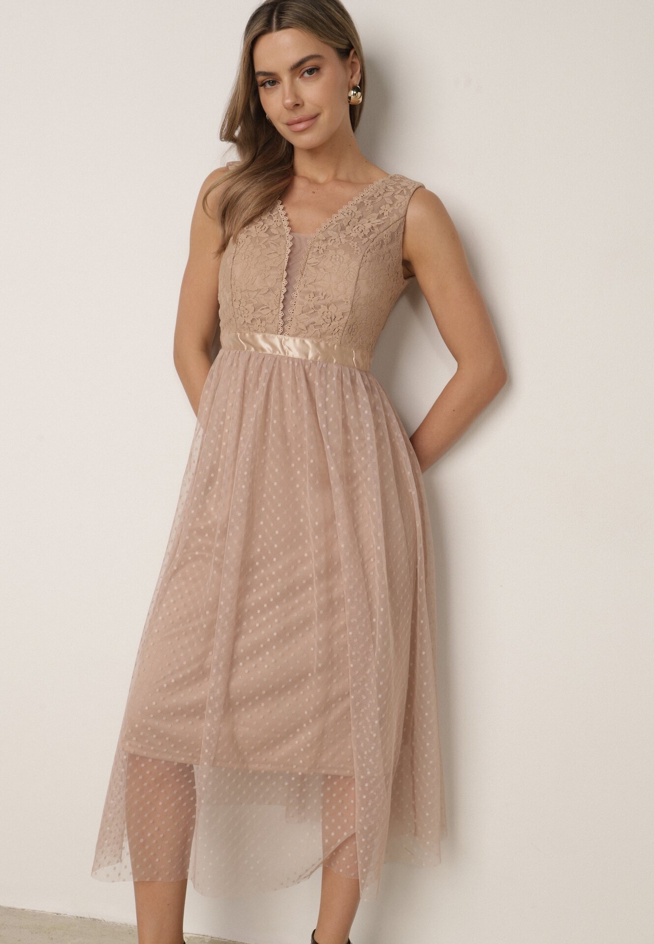 elsa.m by may Rochie Cloș Bej închis Din tul Cu dantelă Celila