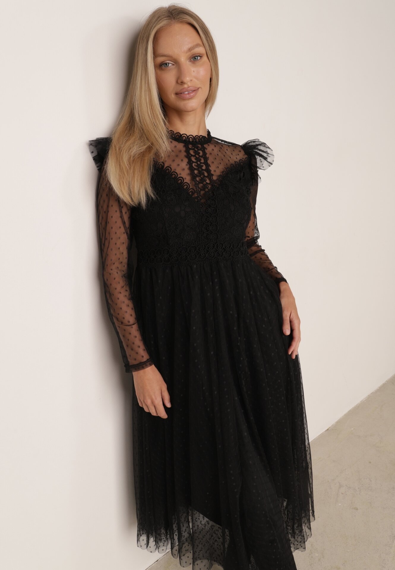 elsa.m by may Rochie neagră cu dantelă și tul Nemila